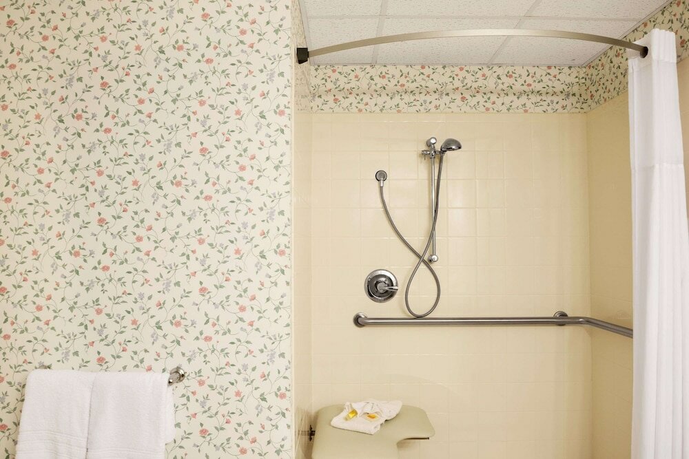 Room, 2 Queen Beds, Accessible, Non Smoking