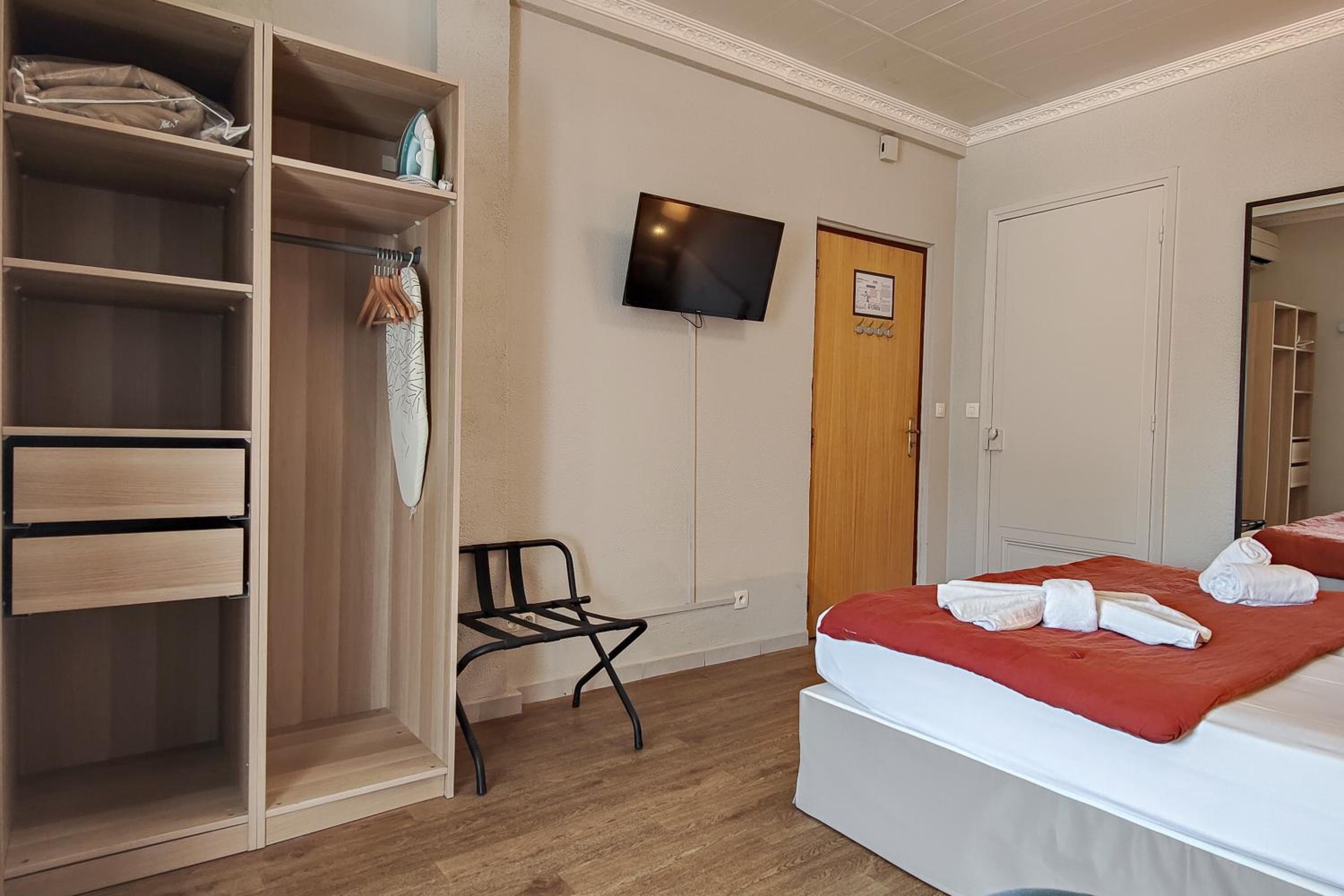 Superior Double Studio