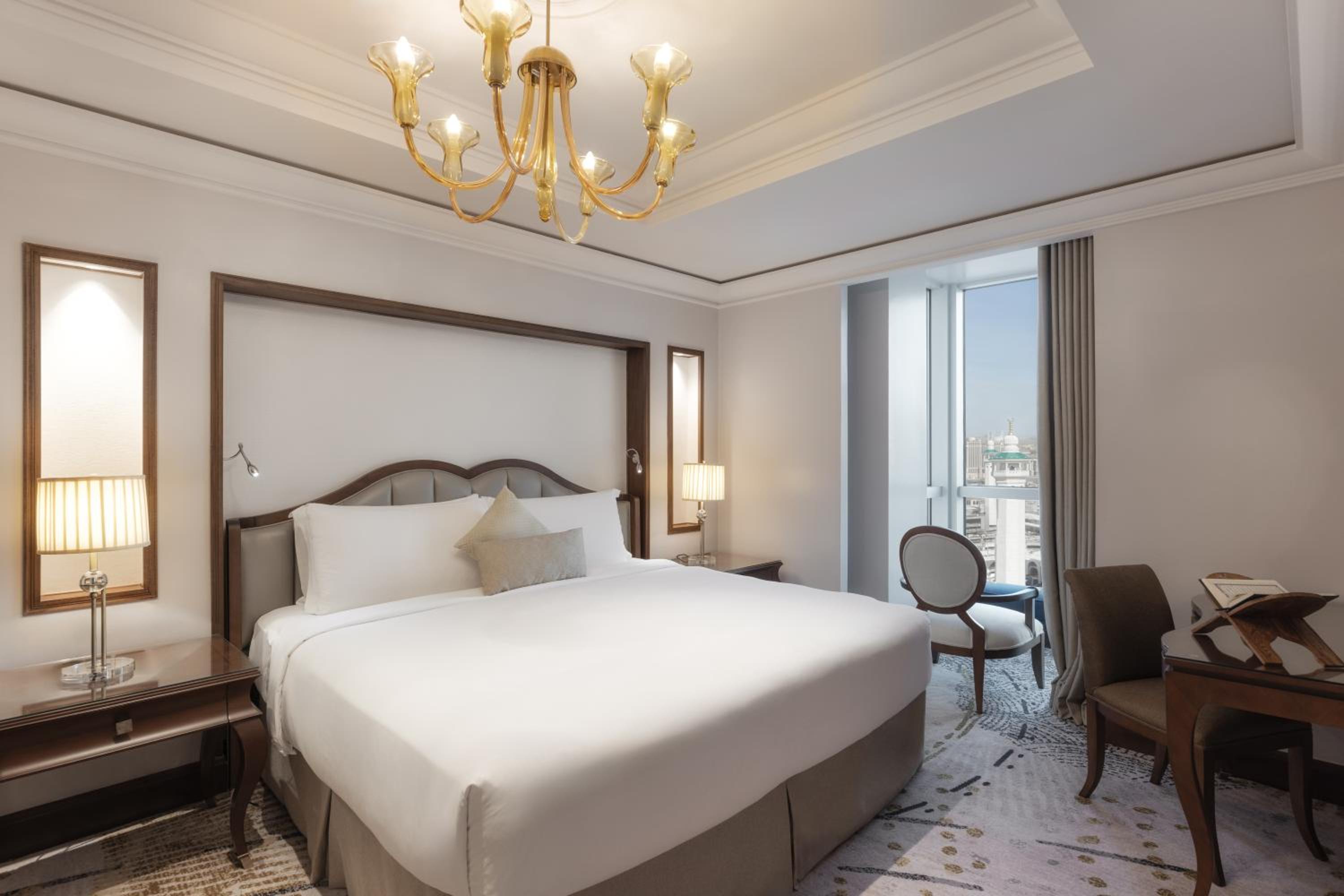  Deluxe One Bedroom Suite Partial Kaaba View