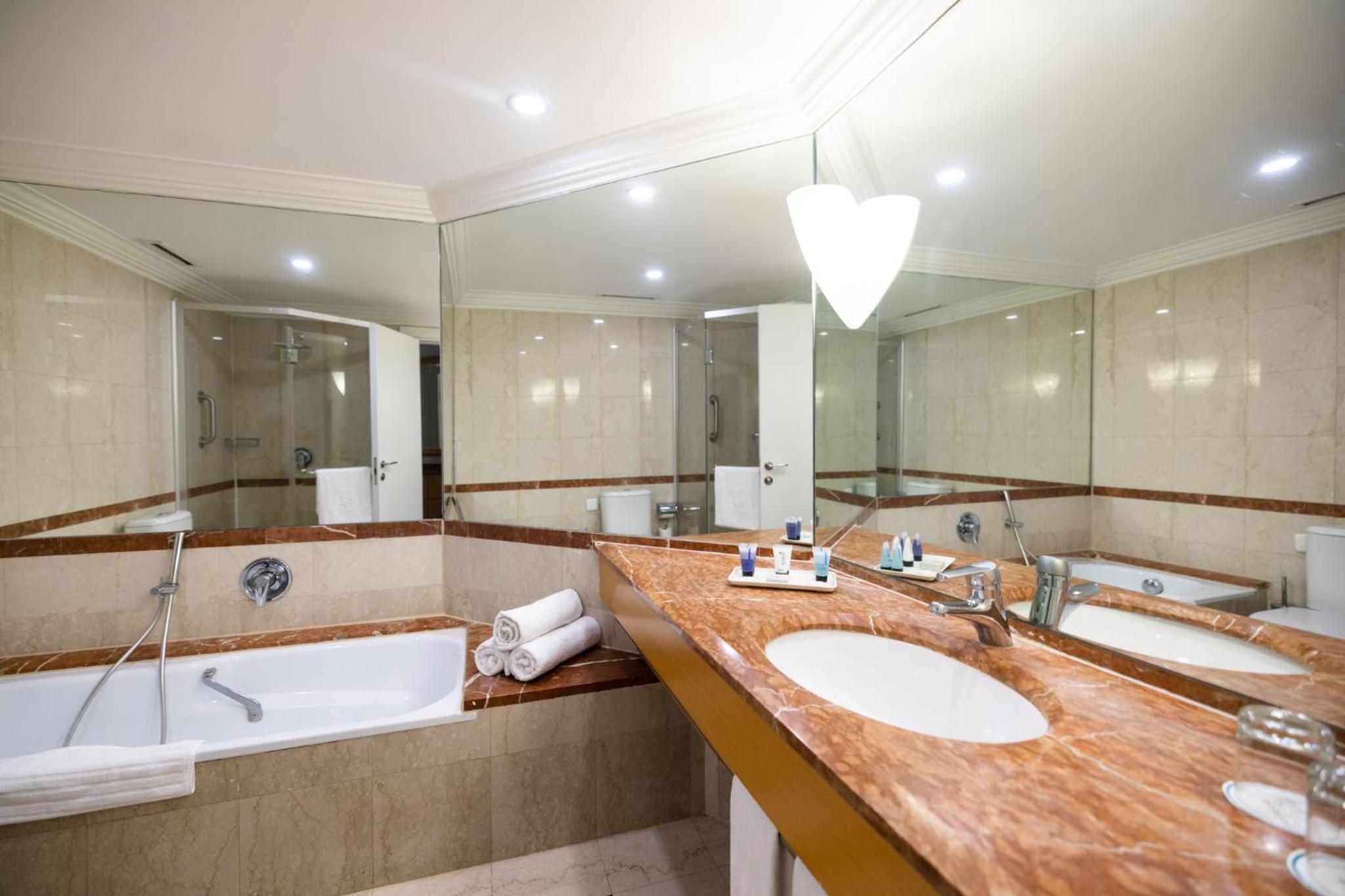 Deluxe Double Room with Sea View