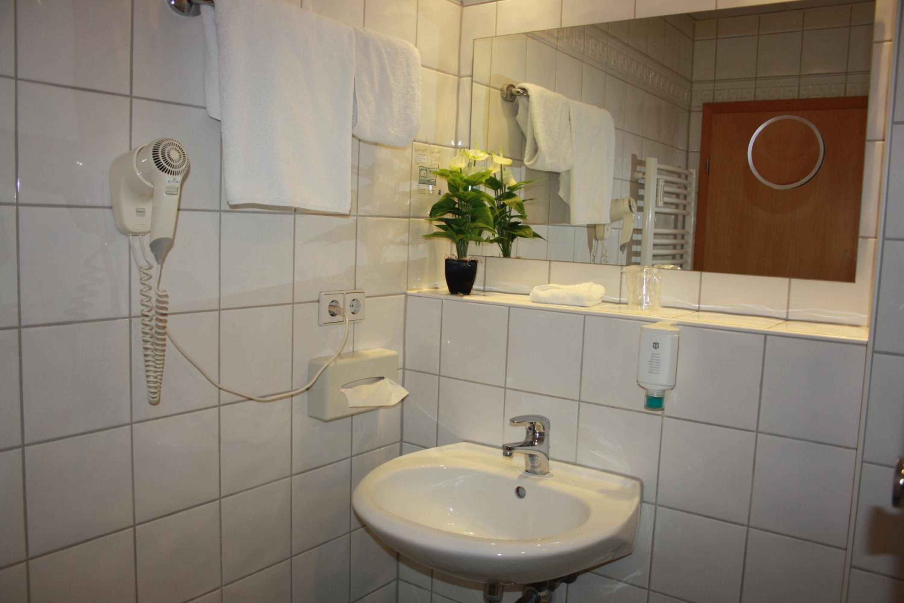 Comfort Single Room