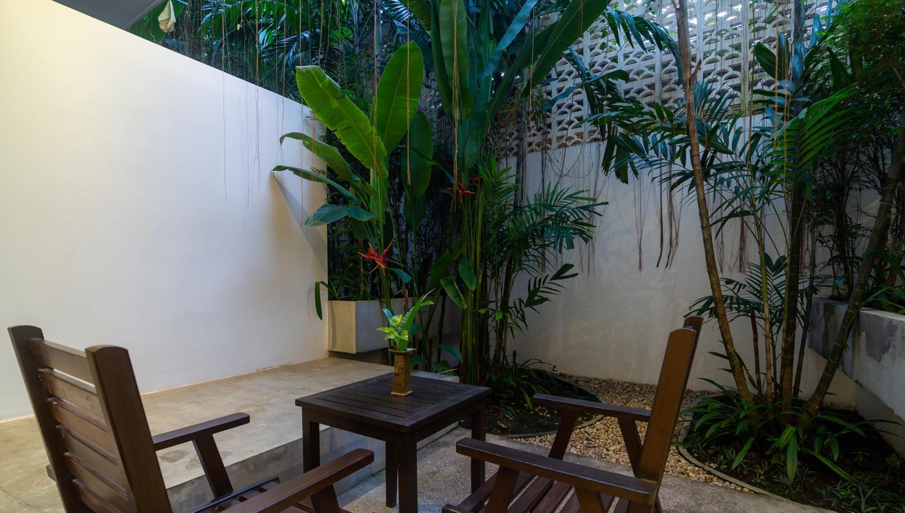 Deluxe Twin Private Garden 