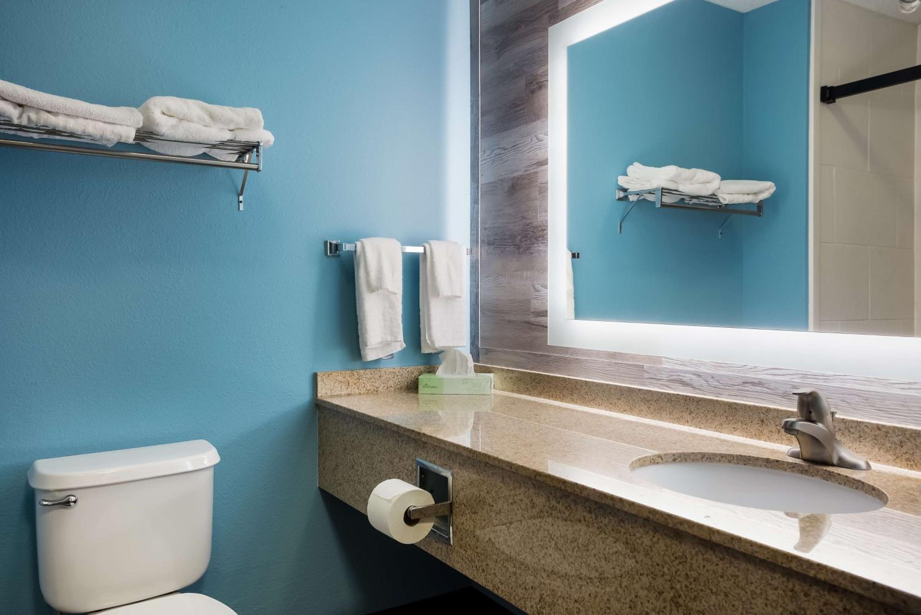 King Room - Non-Smoking