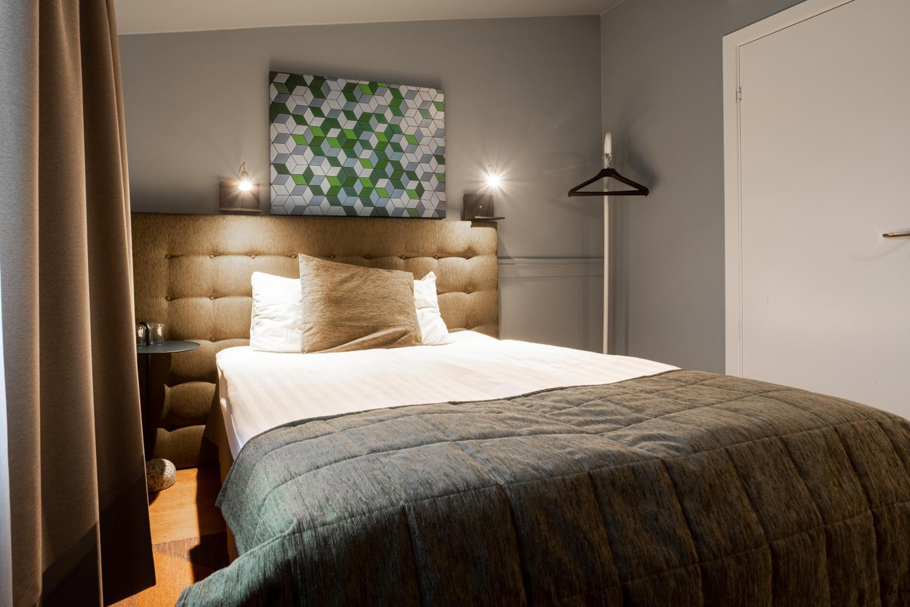 Economy Double Room (55 in bed)