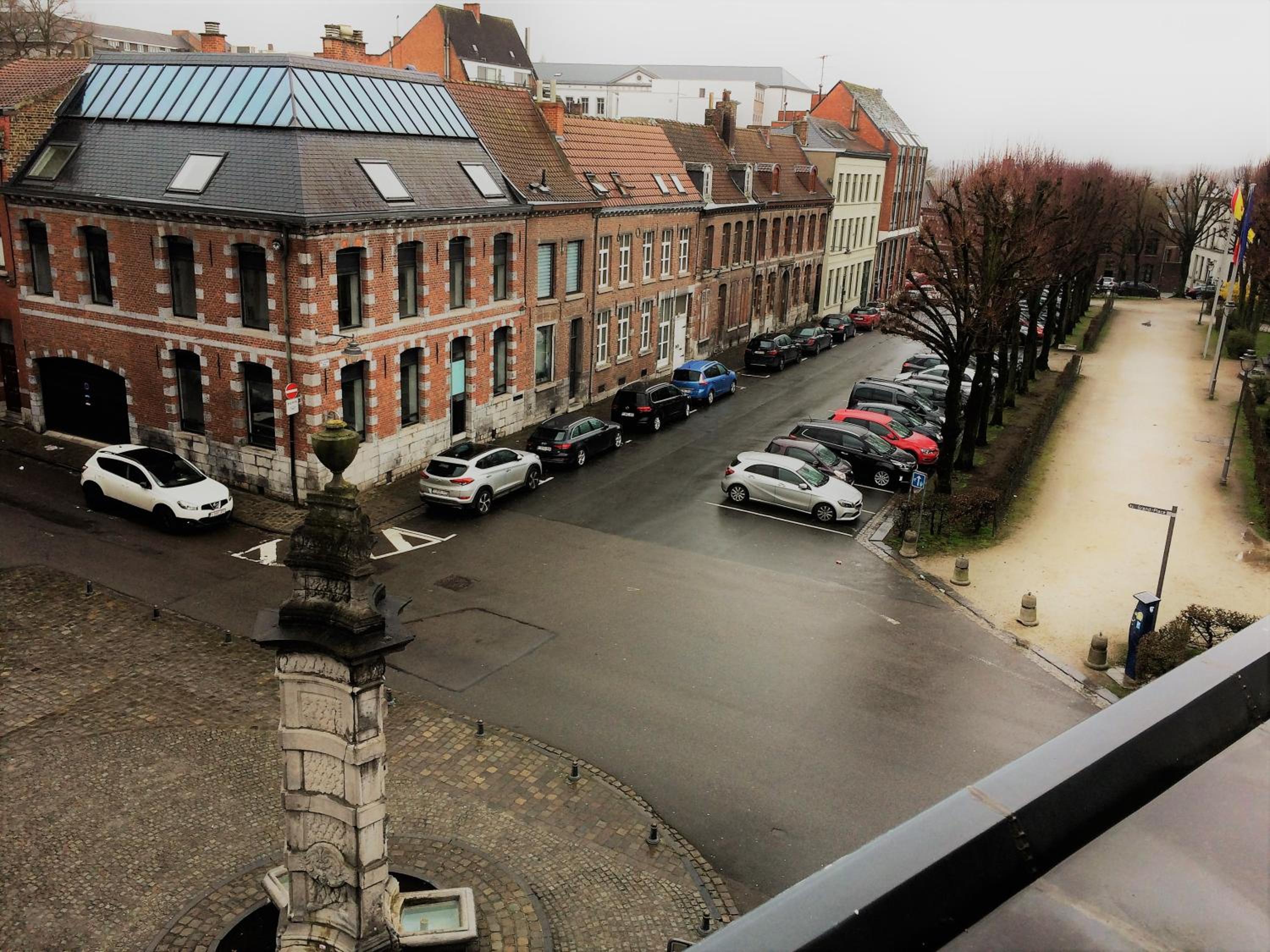 Apartment - Split Level