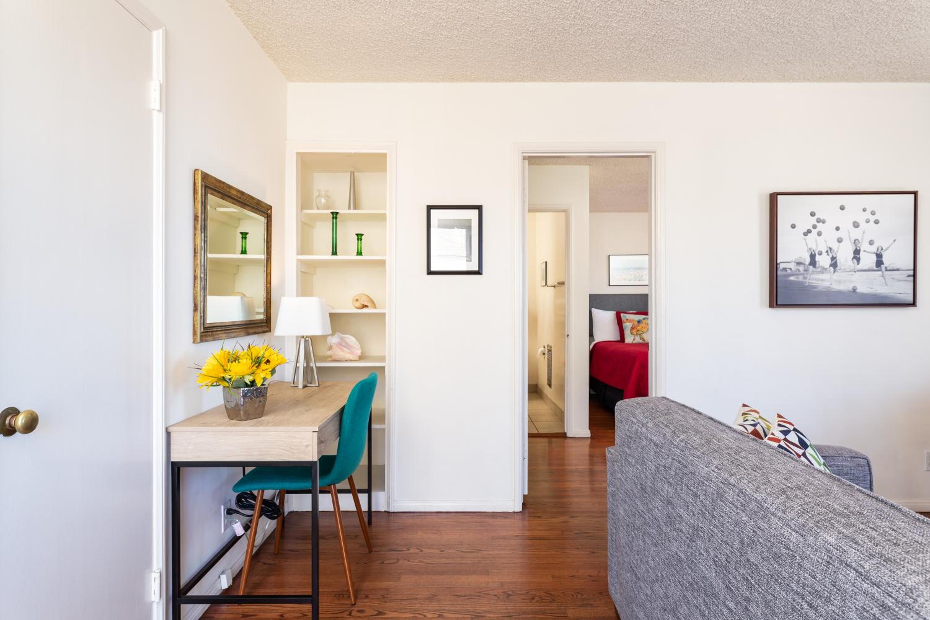 1 Bedroom With Large Ocean View Deck 