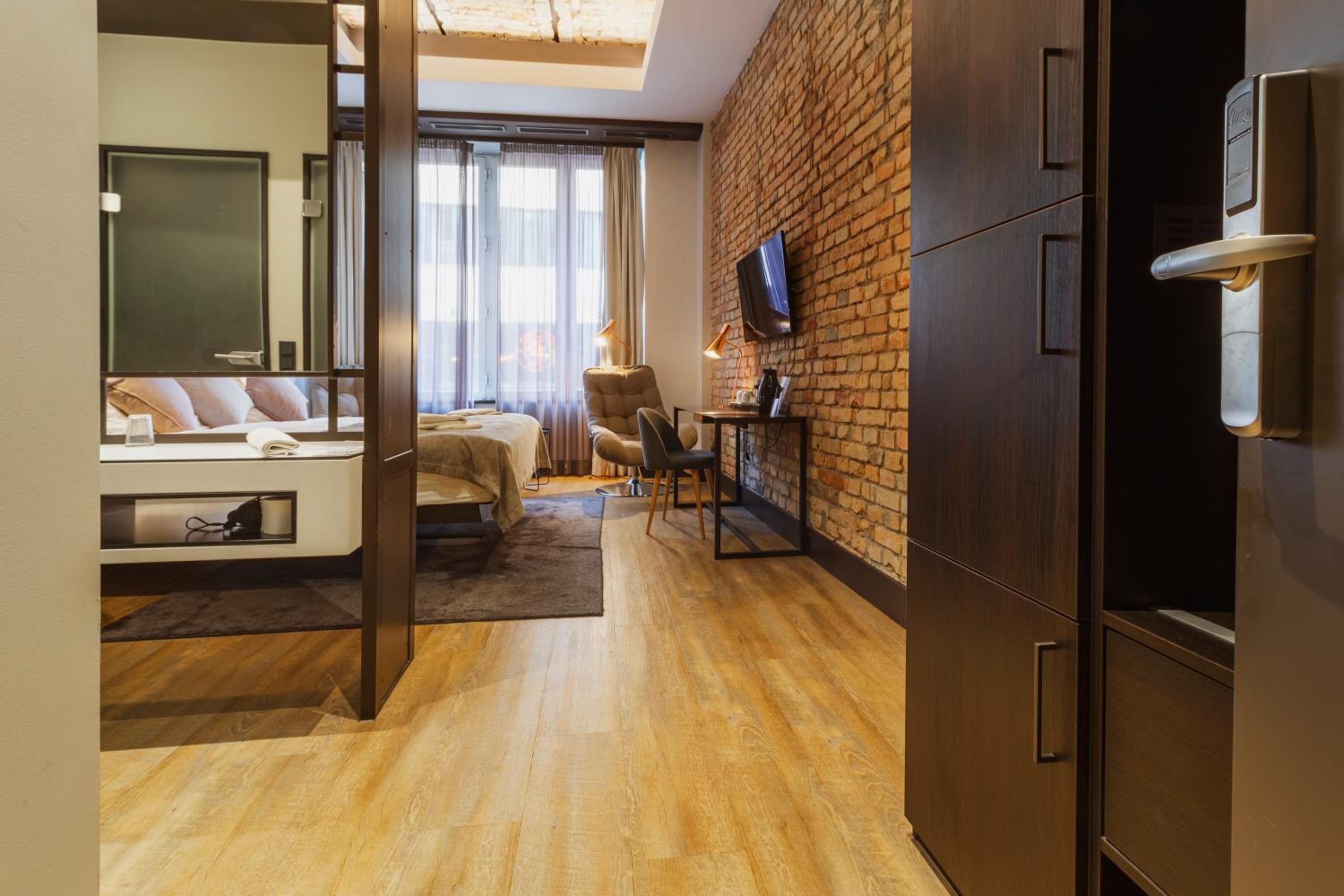 Loft Suite with City View