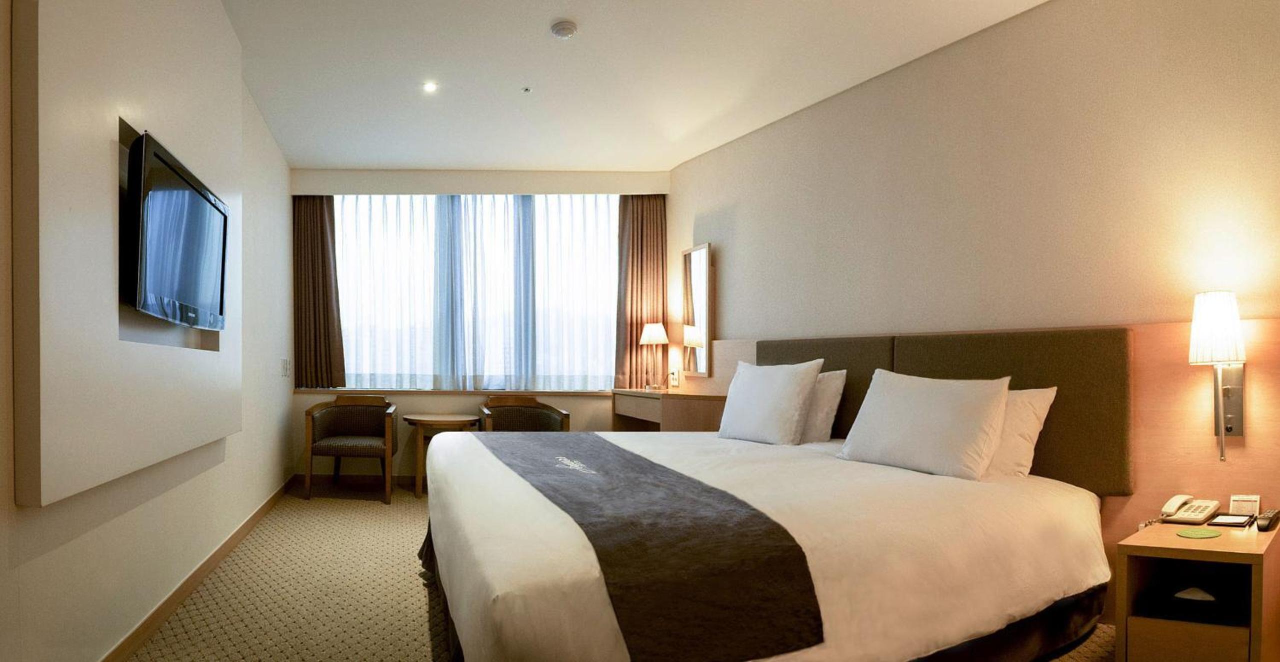 Deluxe Double Room with Bath