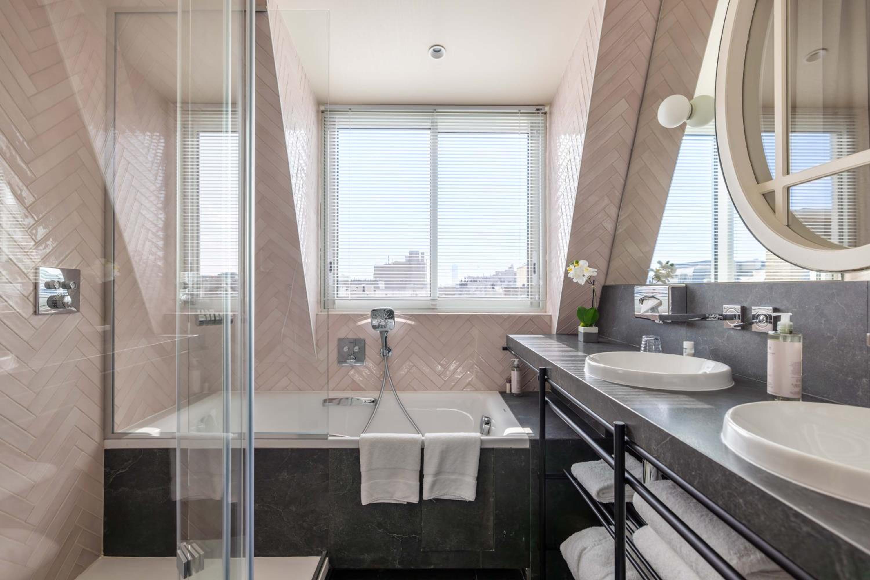 Privilege Room Terrasse Eiffel Tower