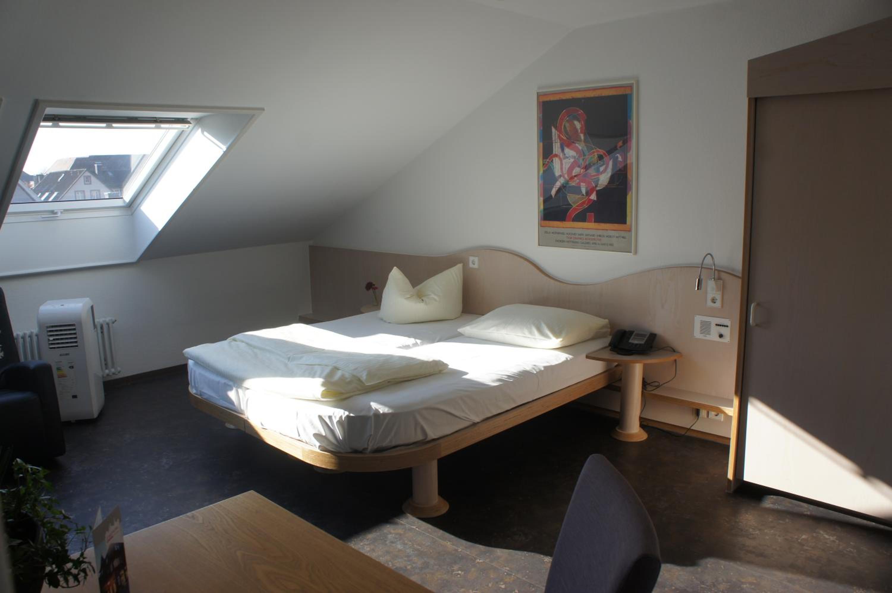 2 adjoining Double Rooms