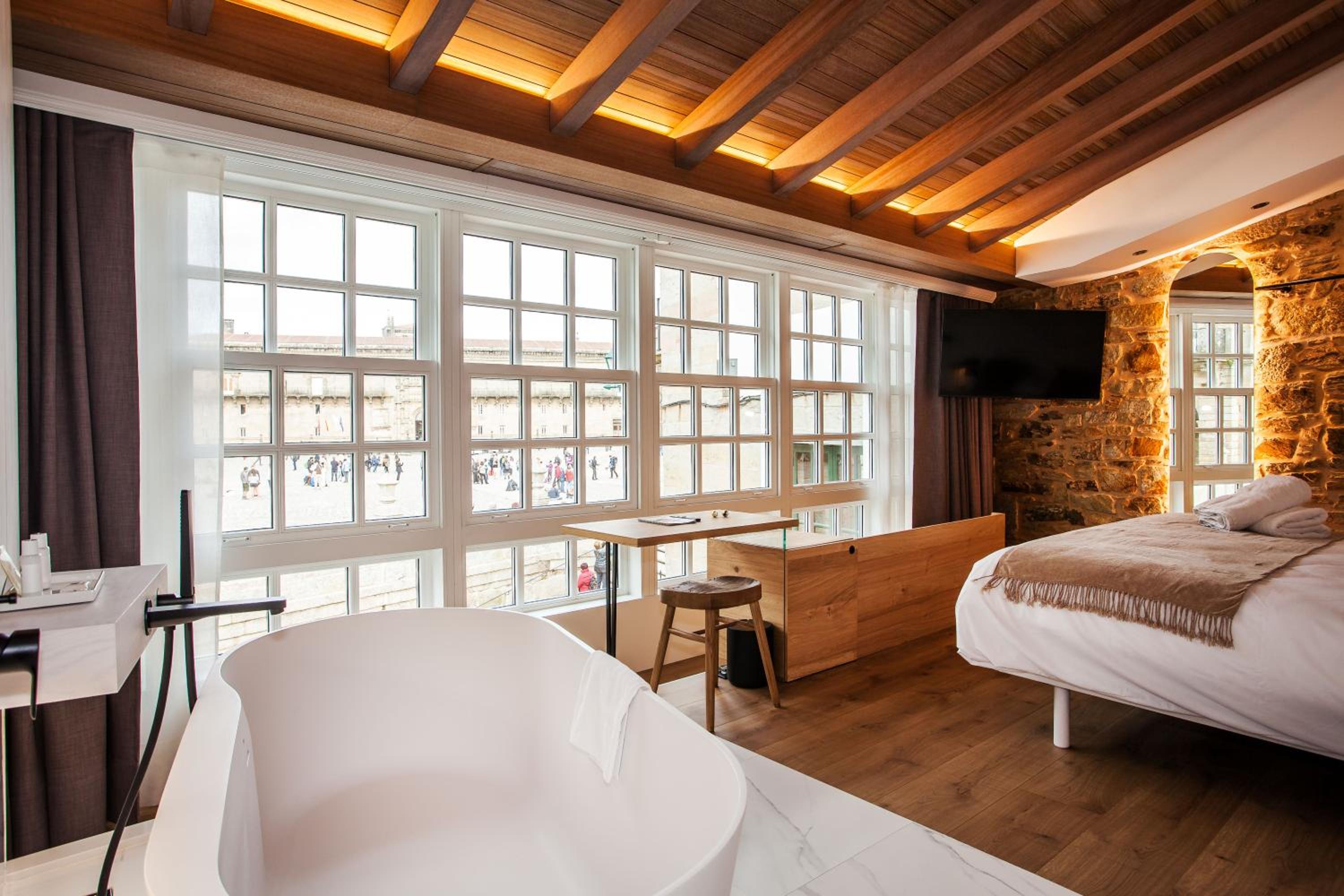 Deluxe Double Room with City View