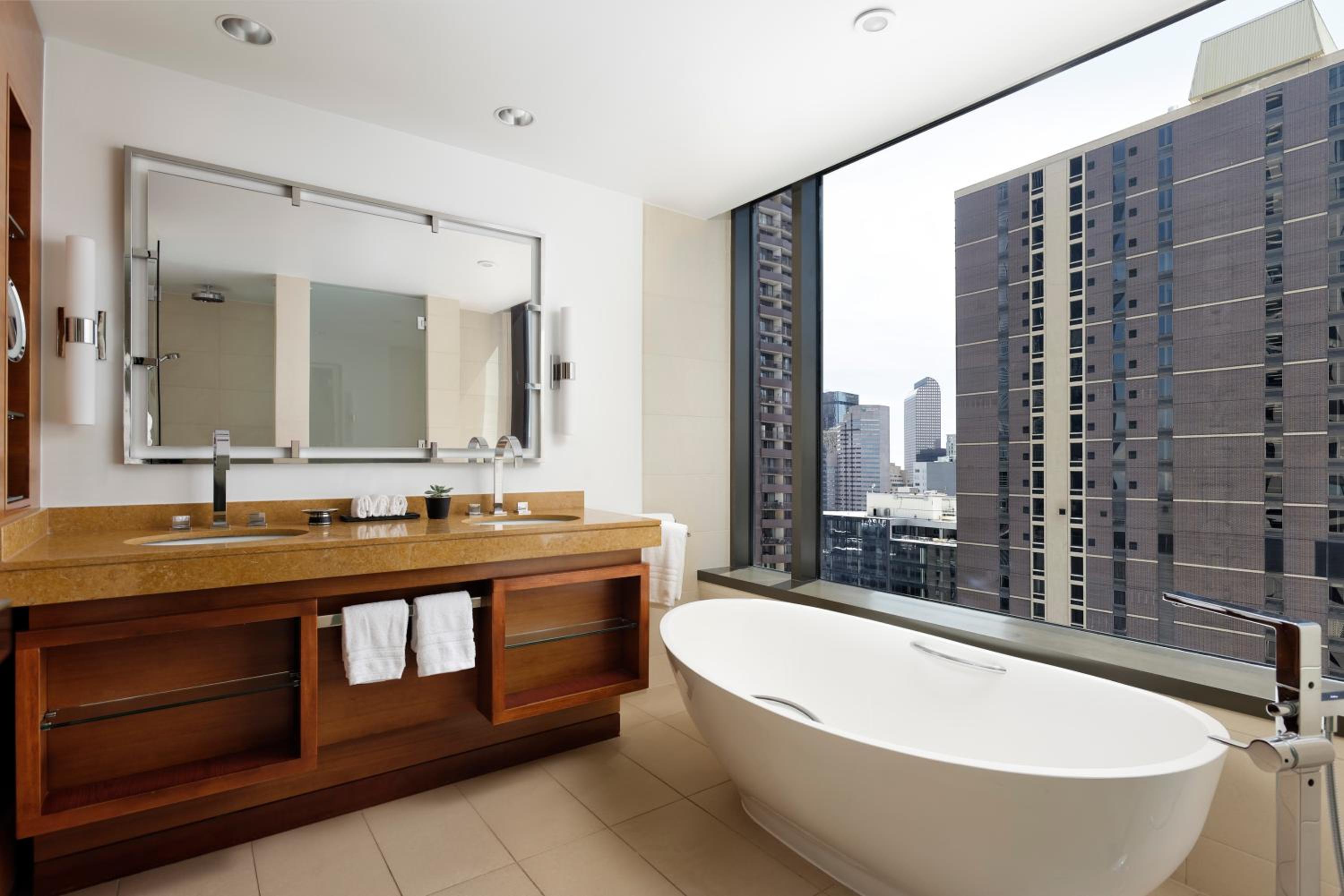 Premier Corner Room King