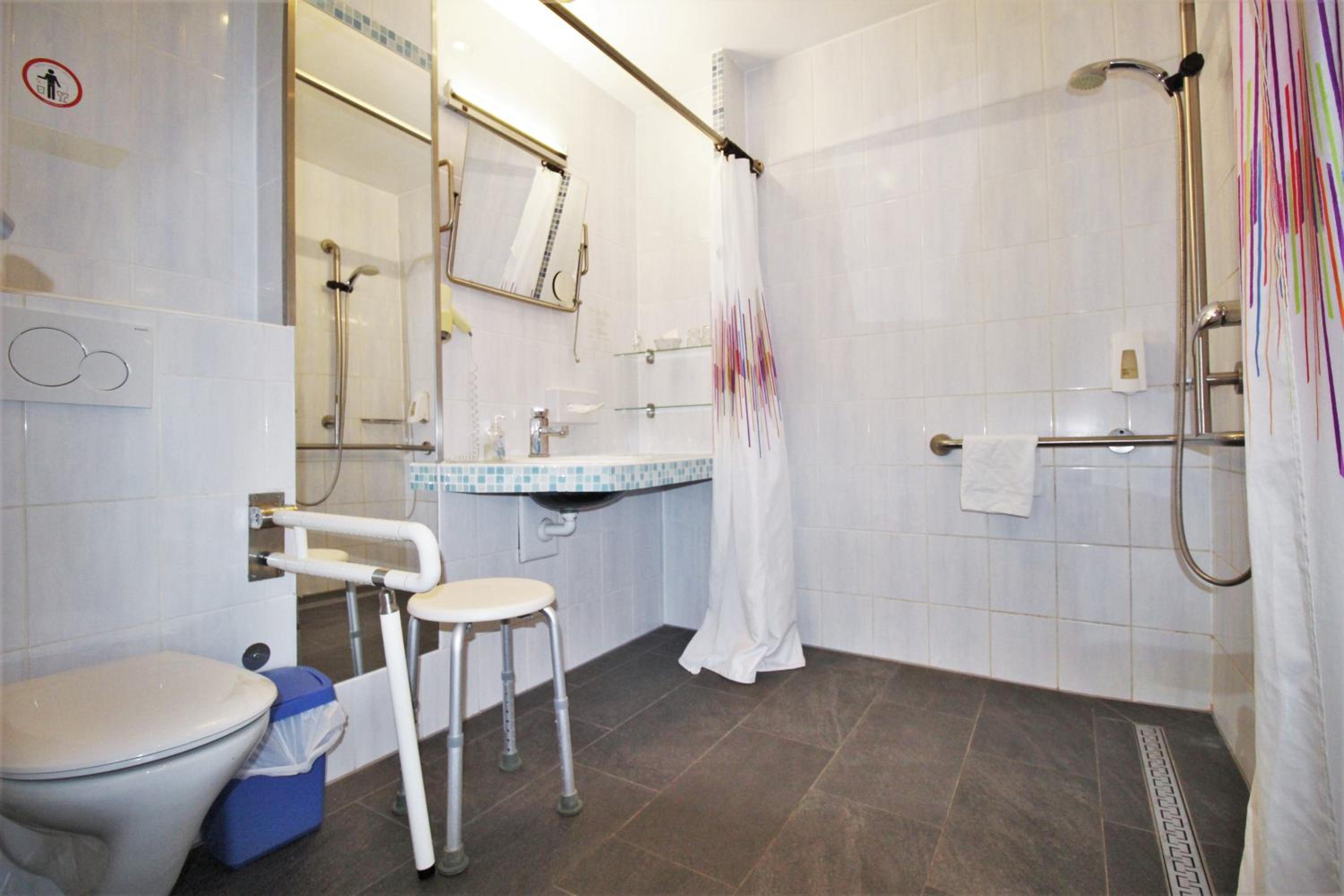 Double or Twin Room - Disability Access