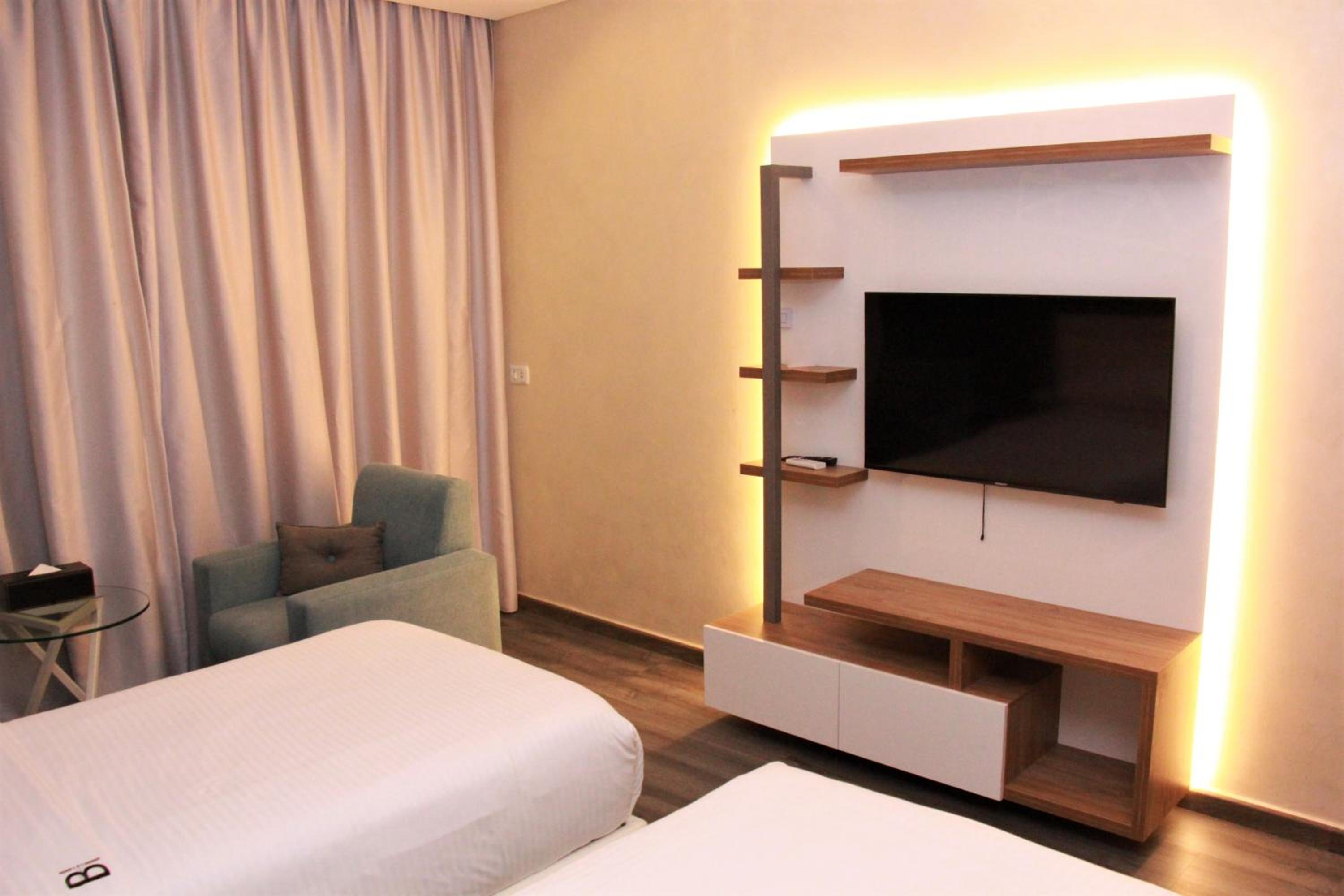 Deluxe Twin Room with Balcony
