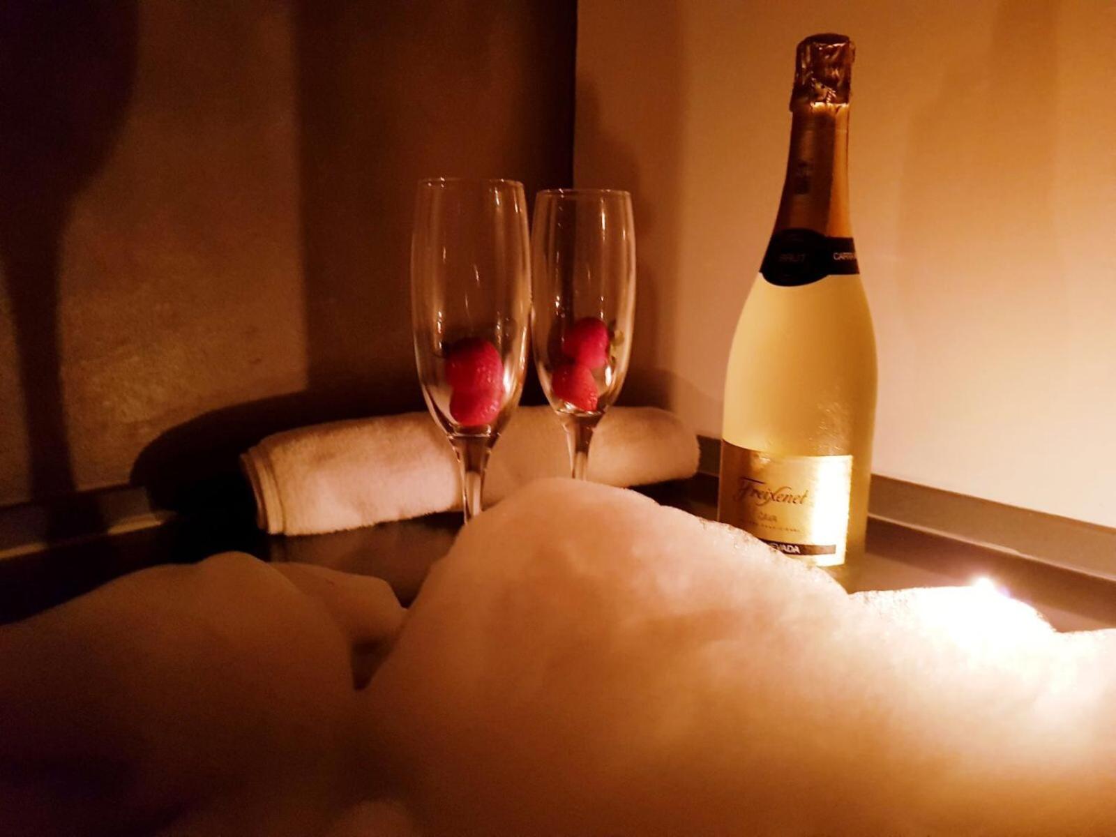 Deluxe Apartment with jacuzzi