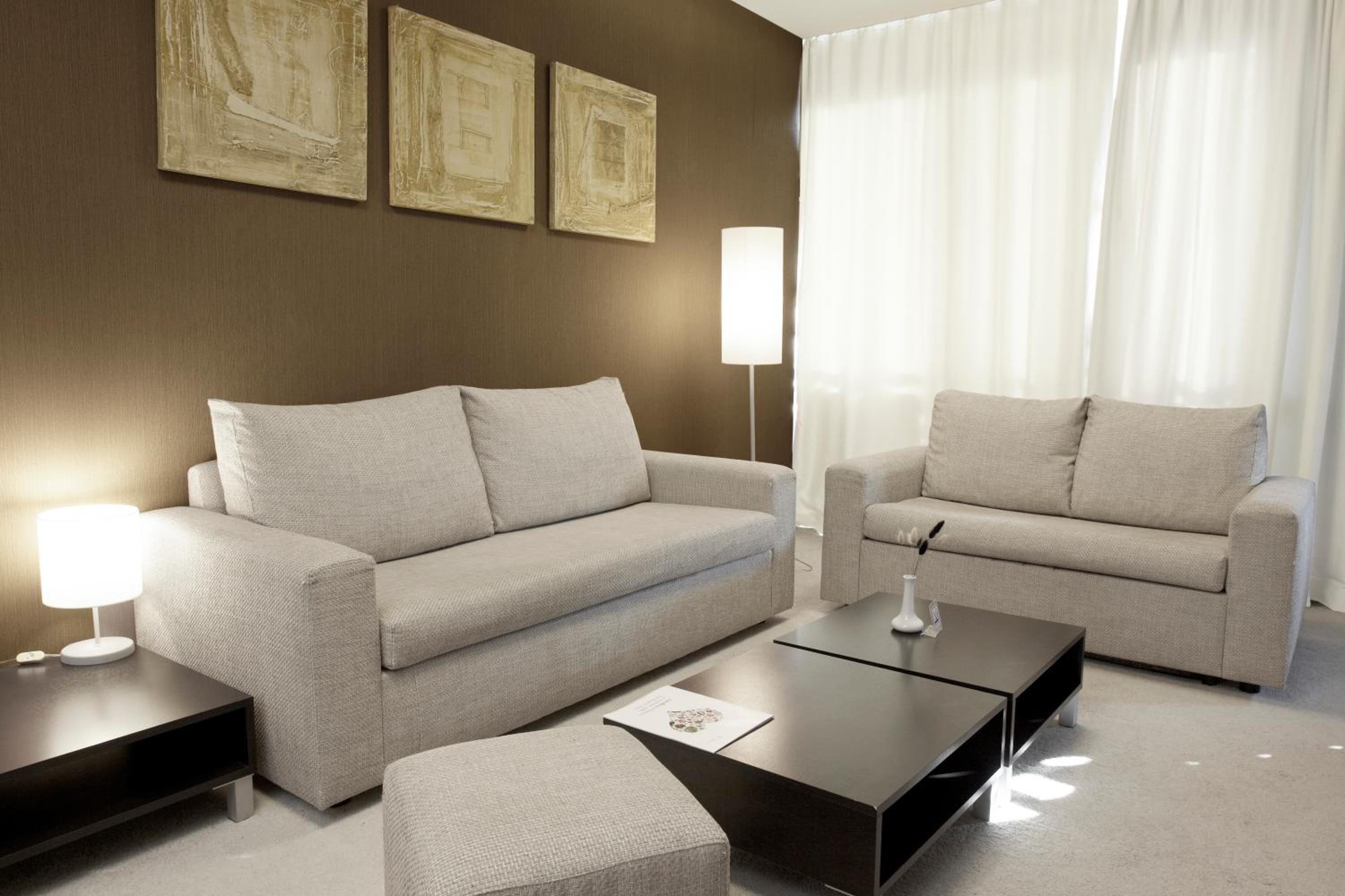 Executive One-Bedroom Apartment