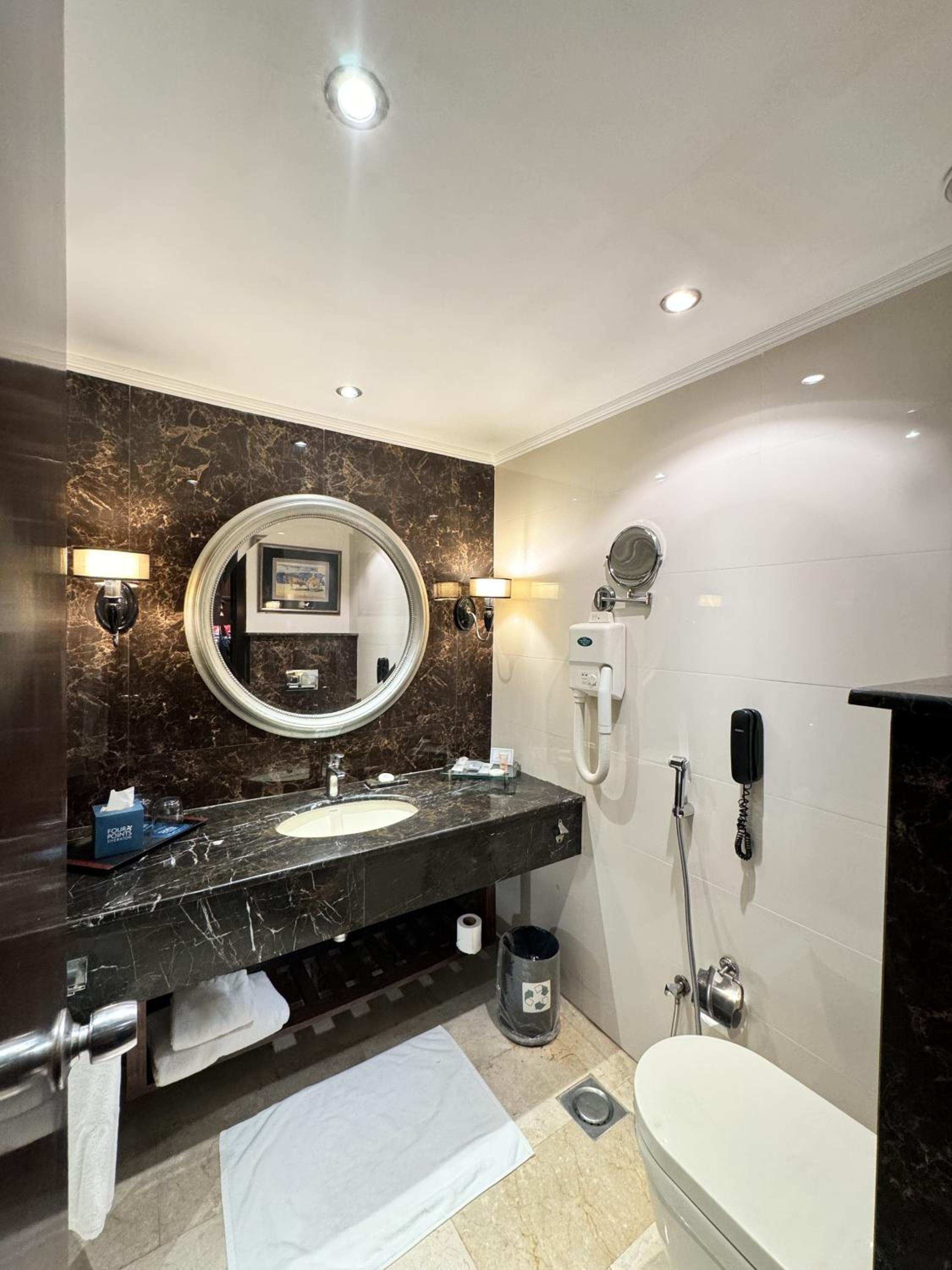 Classic, Guest room, 1 King, City view