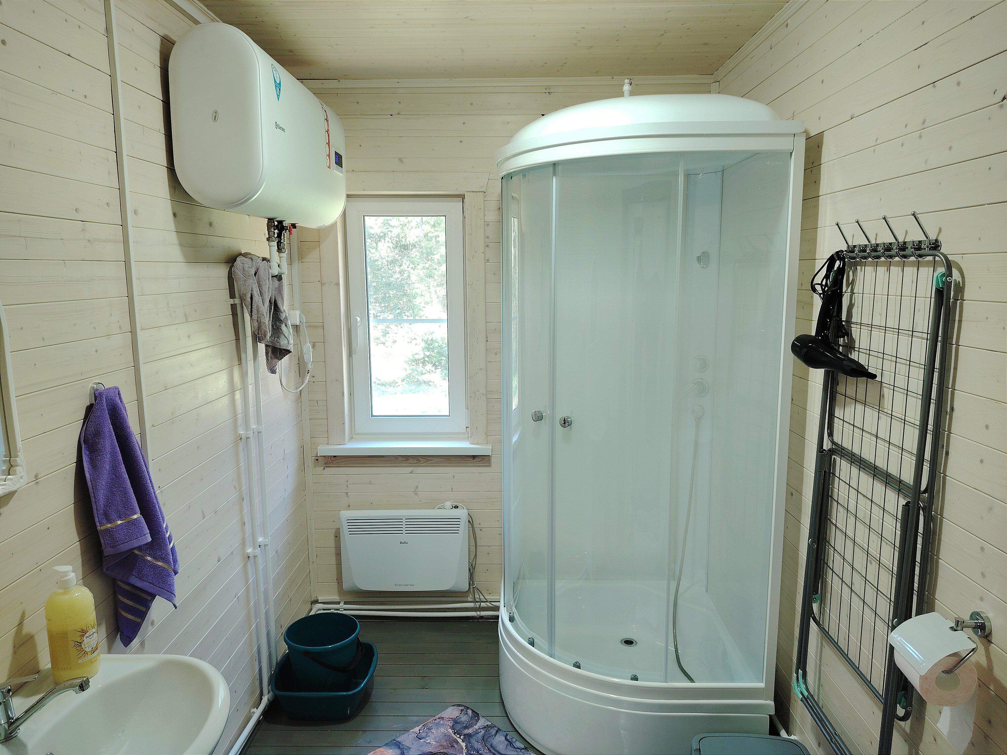 Cемейный номер с собственной ванной комнатой