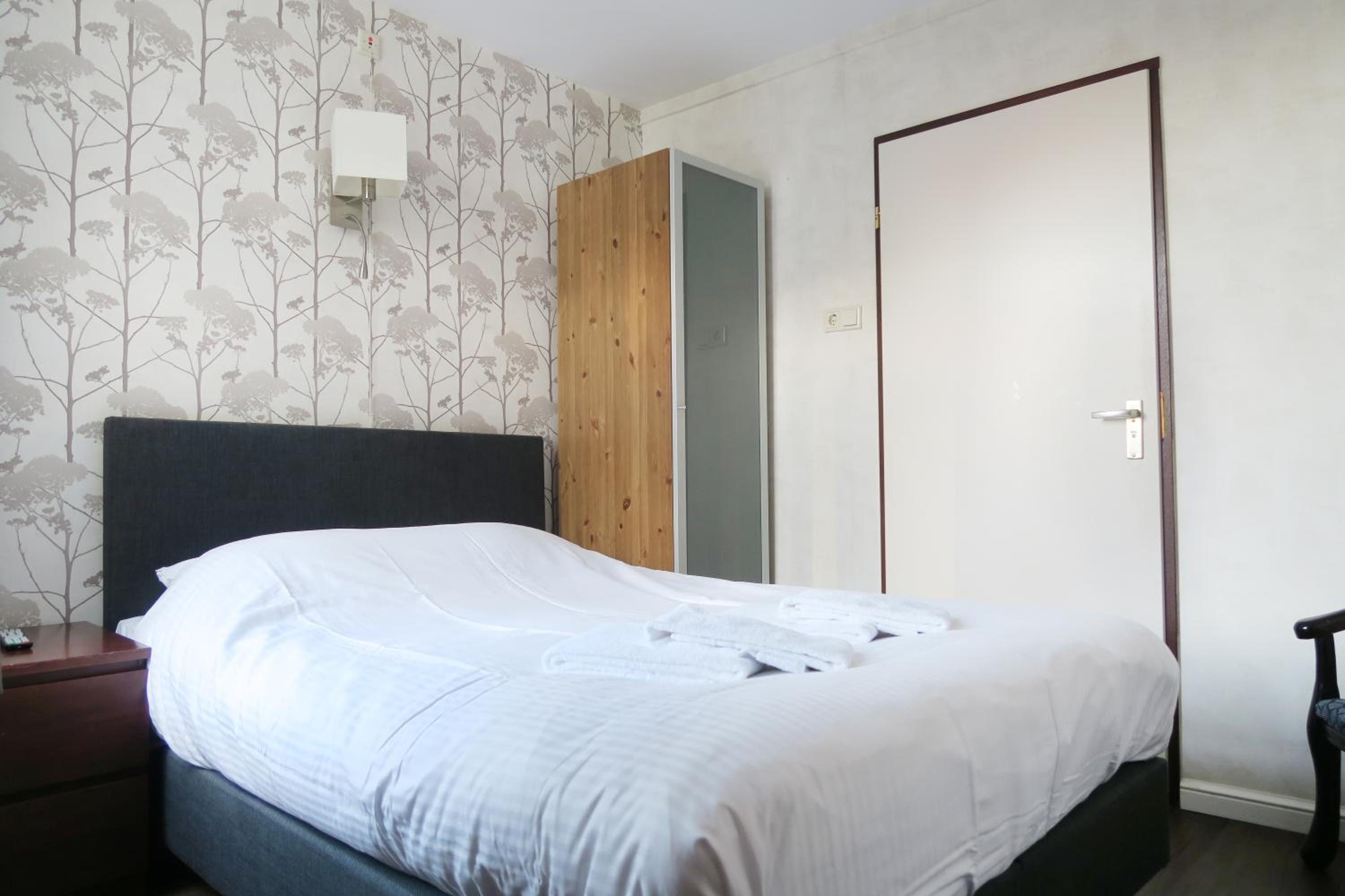 Double Room with Shower