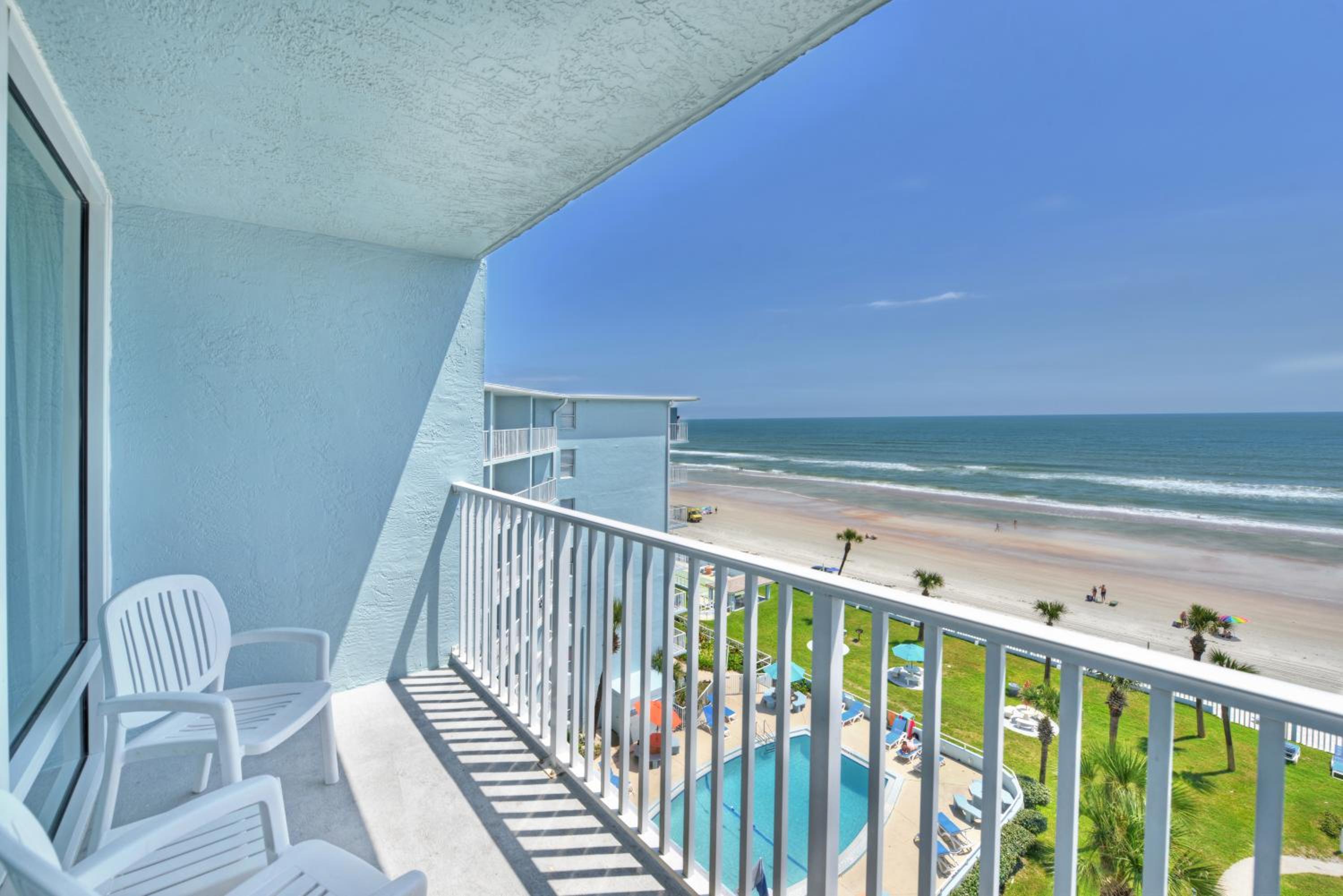 Deluxe Room with Kitchen - Ocean View