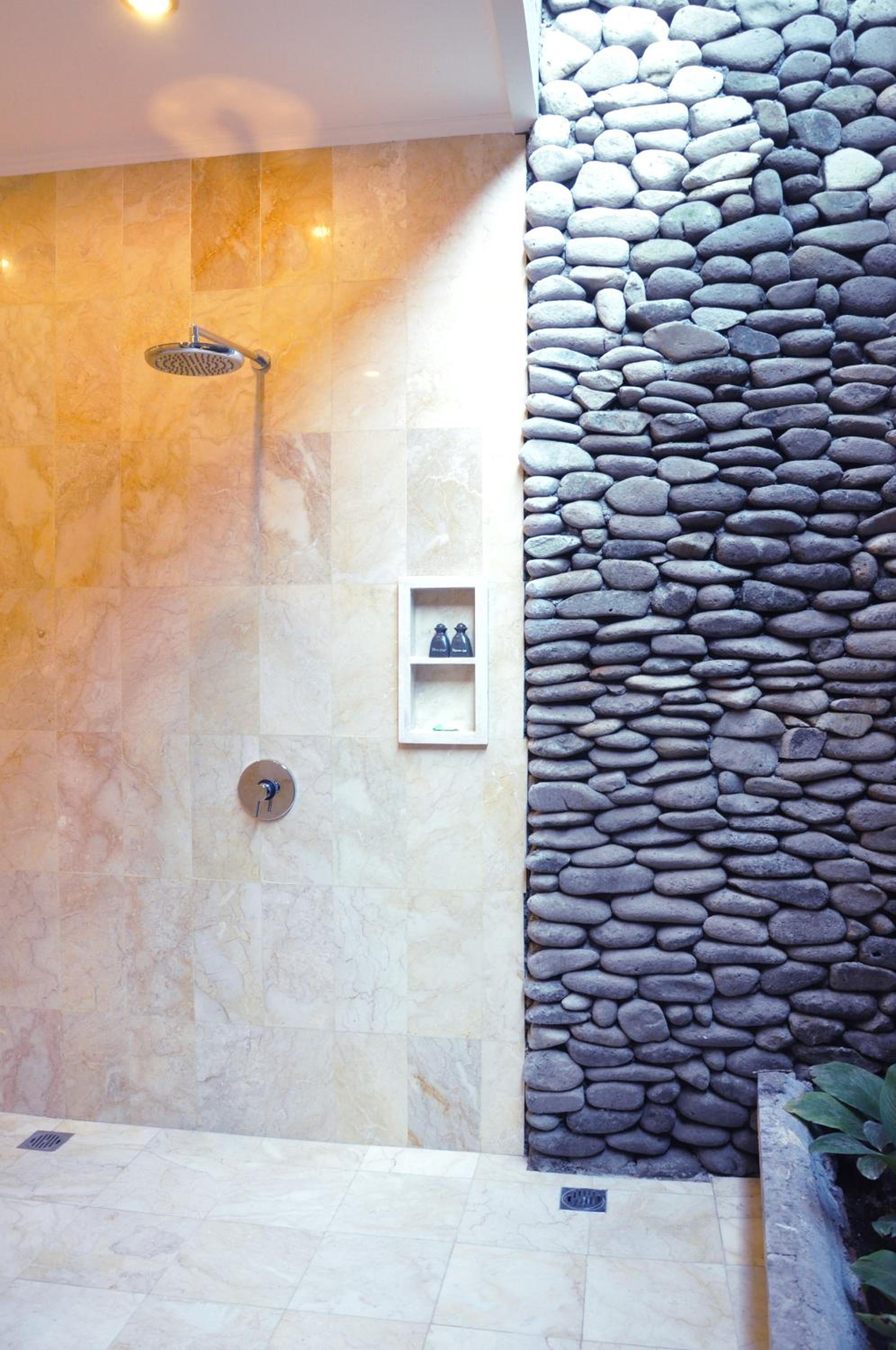 Deluxe Room - Free Welcome Massage and Afternoon Tea