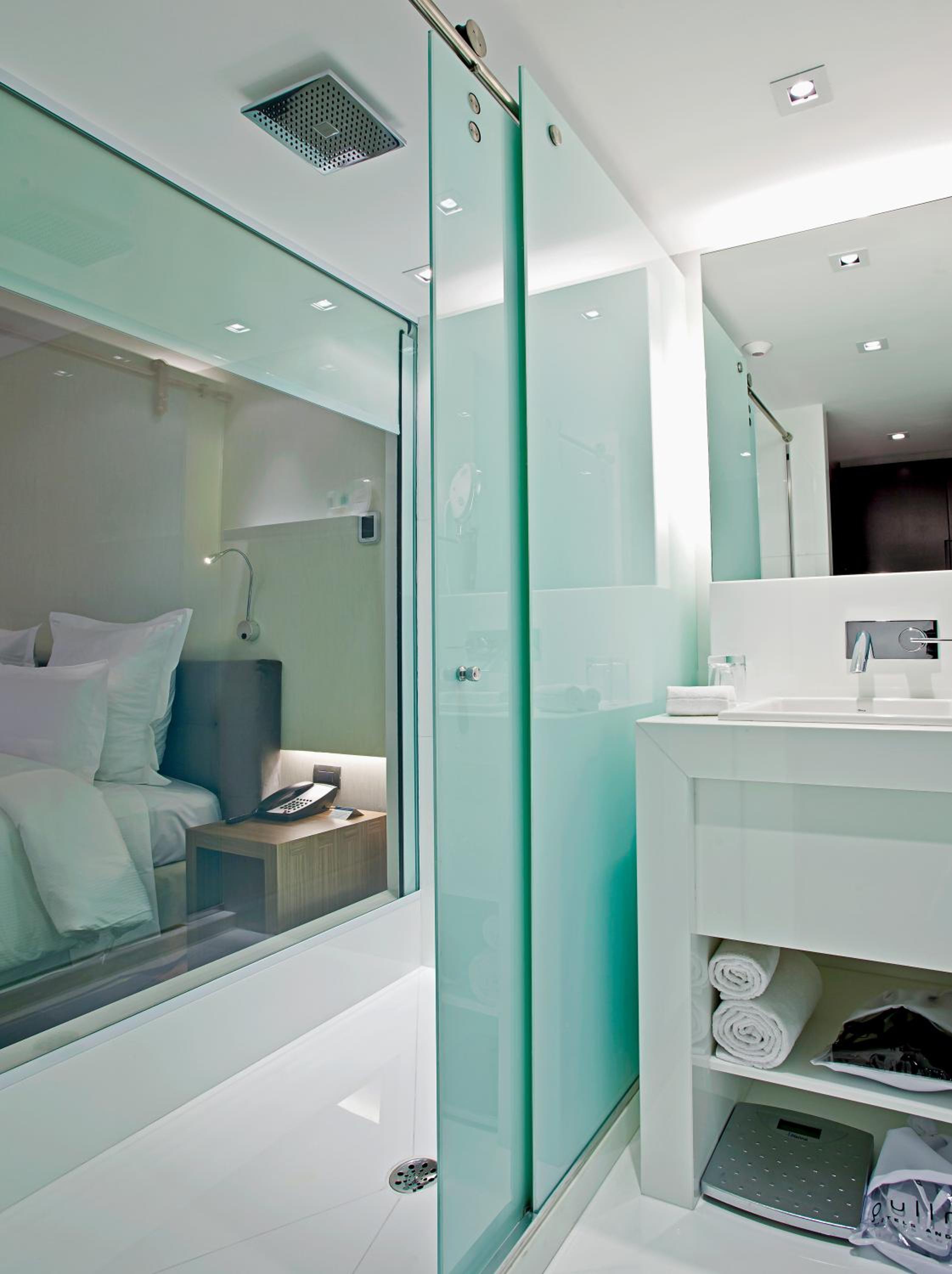 Executive Queen Room with Park View