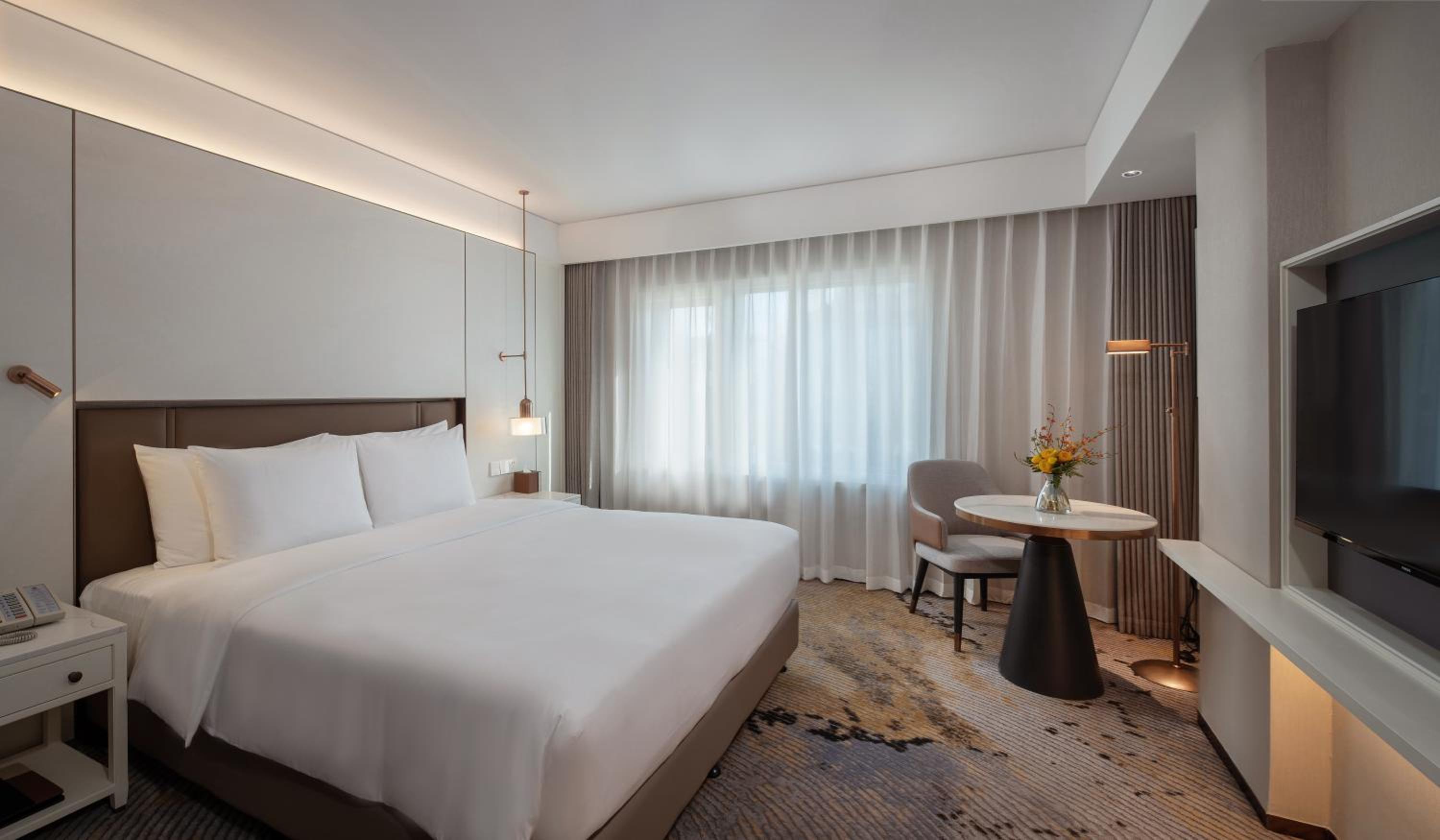 Superior Room King Bed