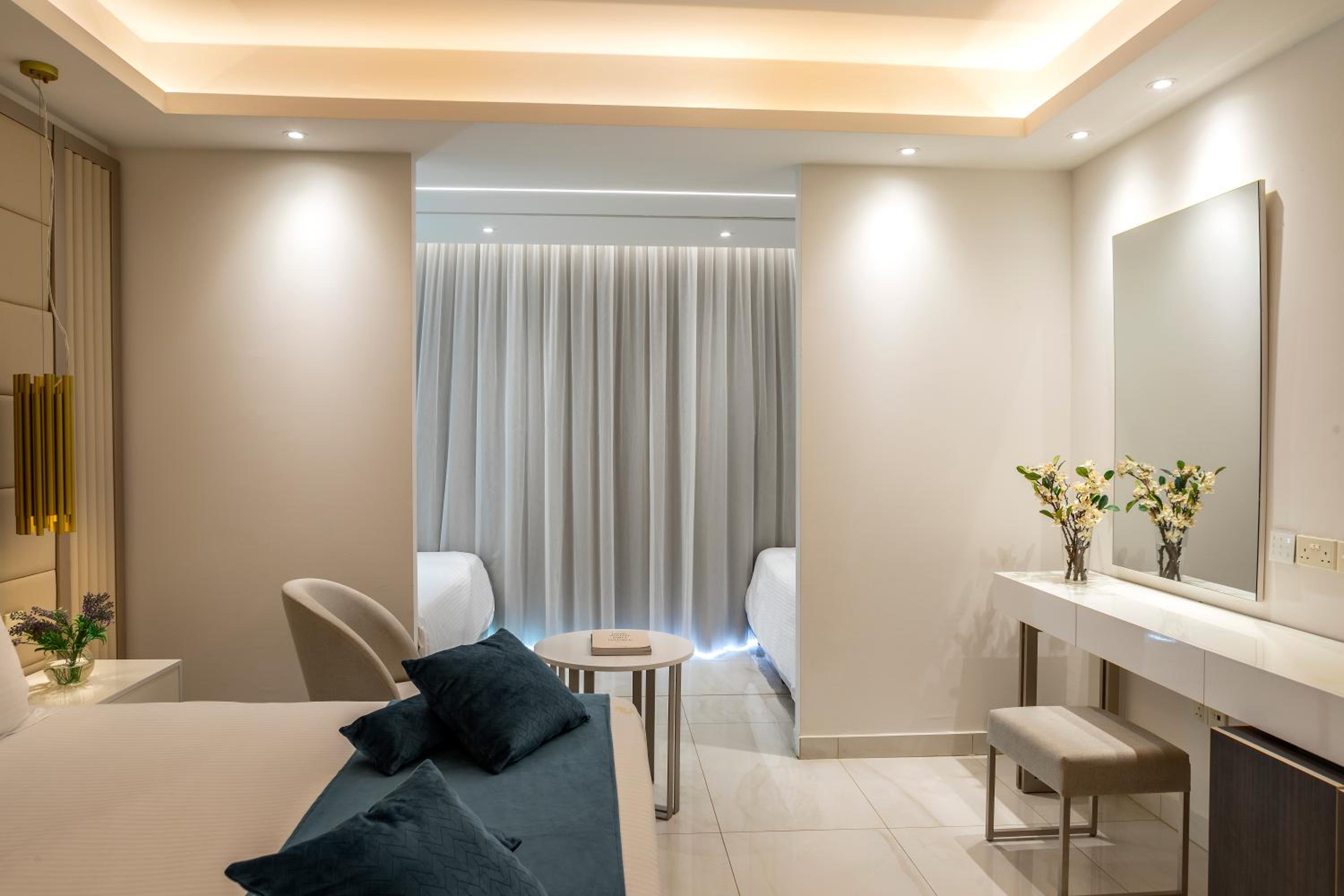 Family Room with Sea View