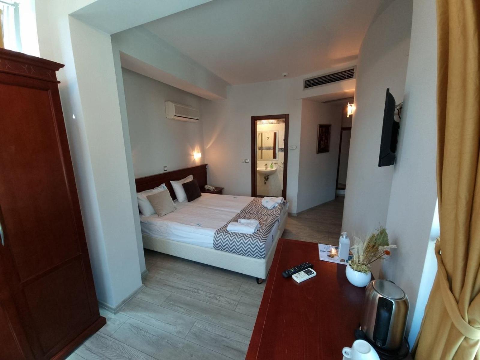 Economy Double or Twin Room