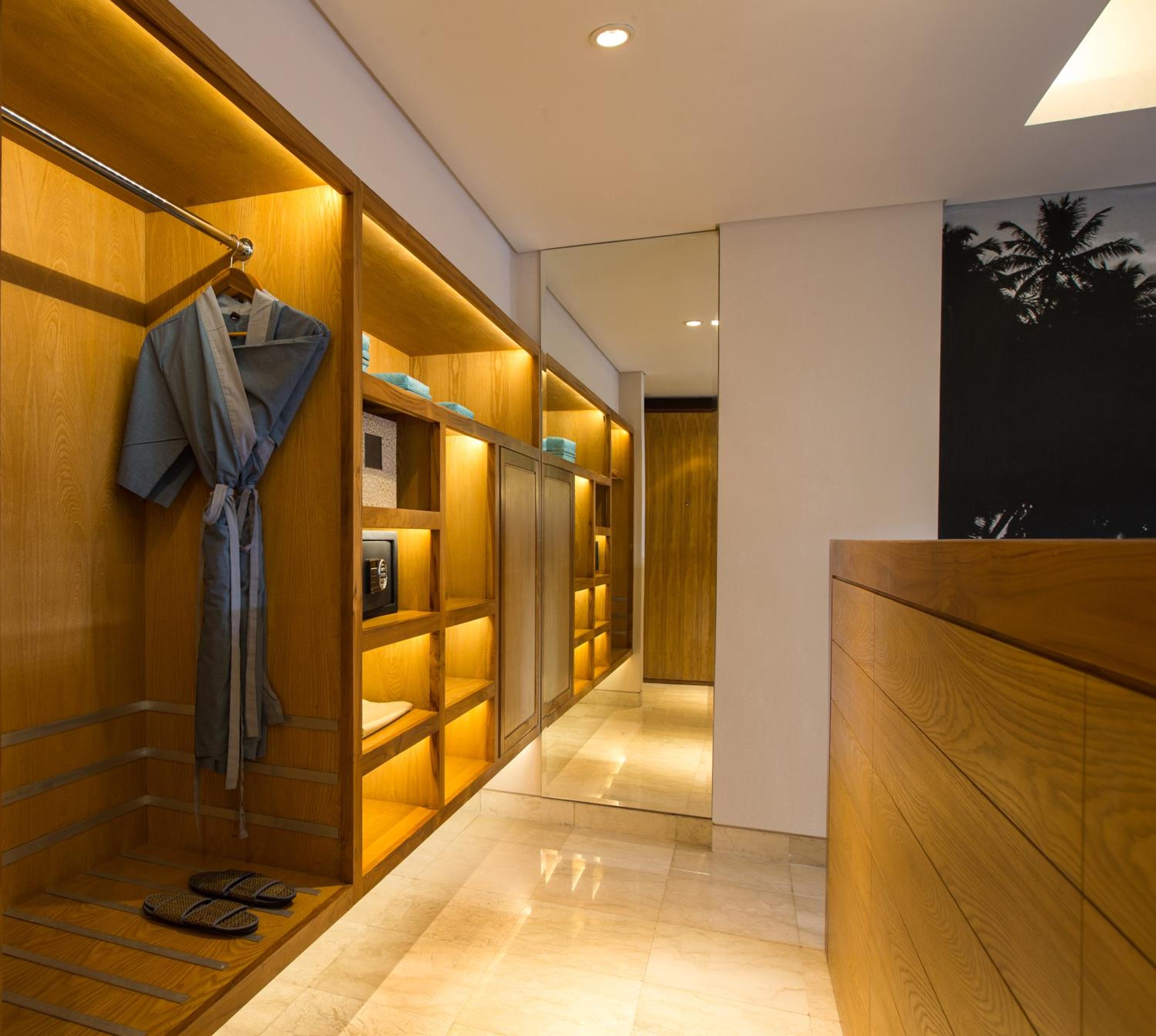 Amnaya Double Room with Pool Access