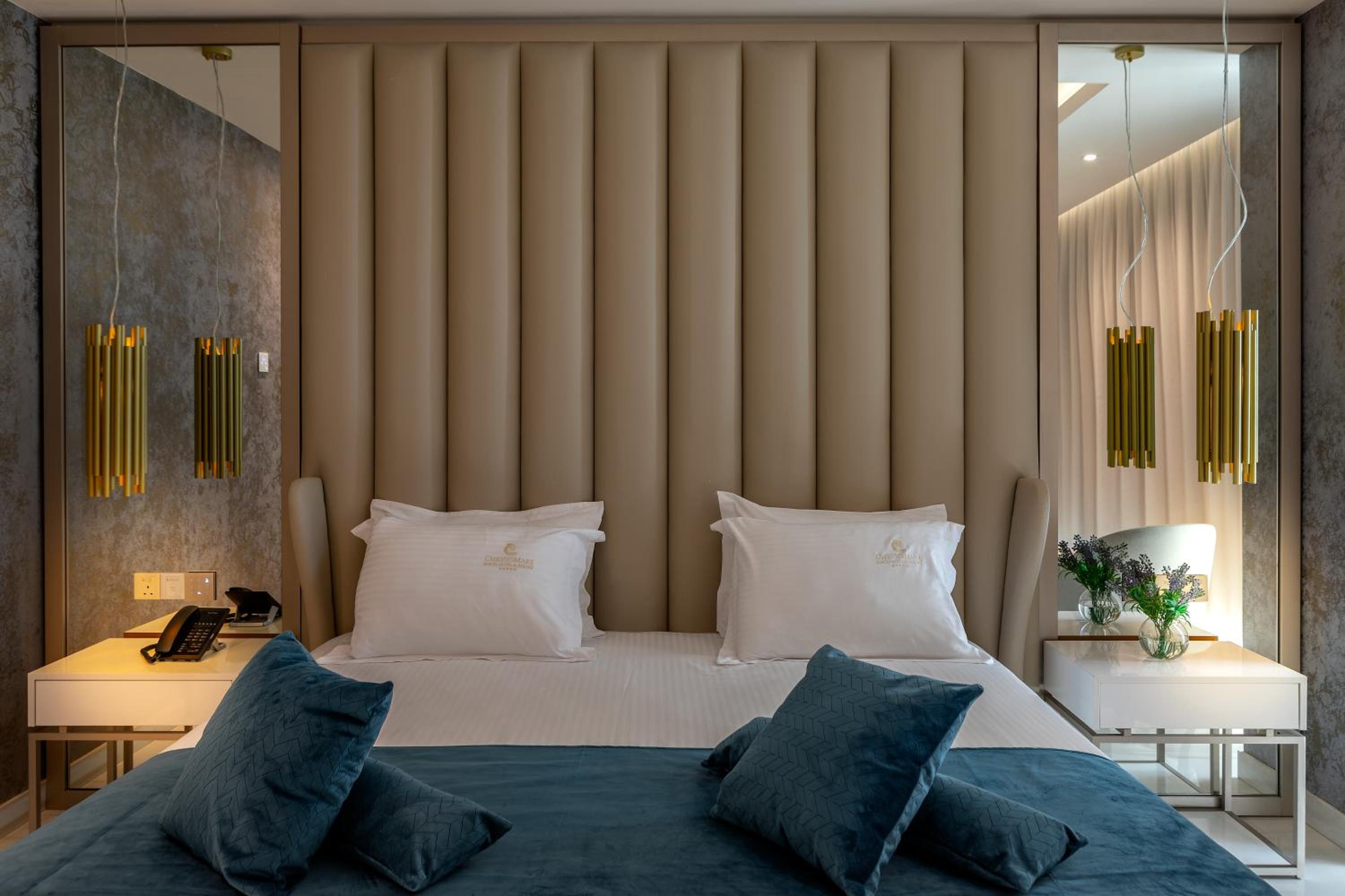 Suite Front Sea View