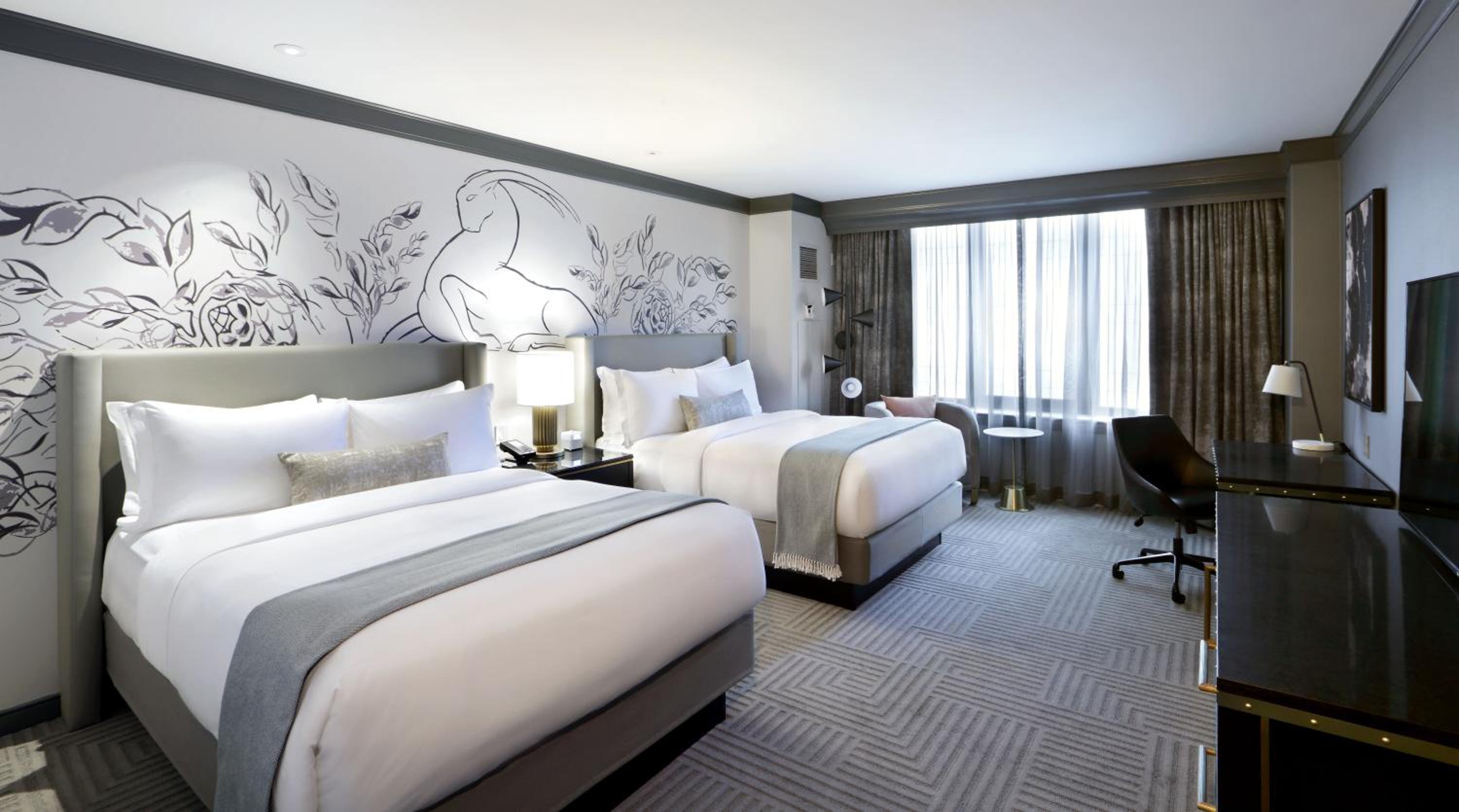 Grand Deluxe, Guest room, 2 Queen, City view