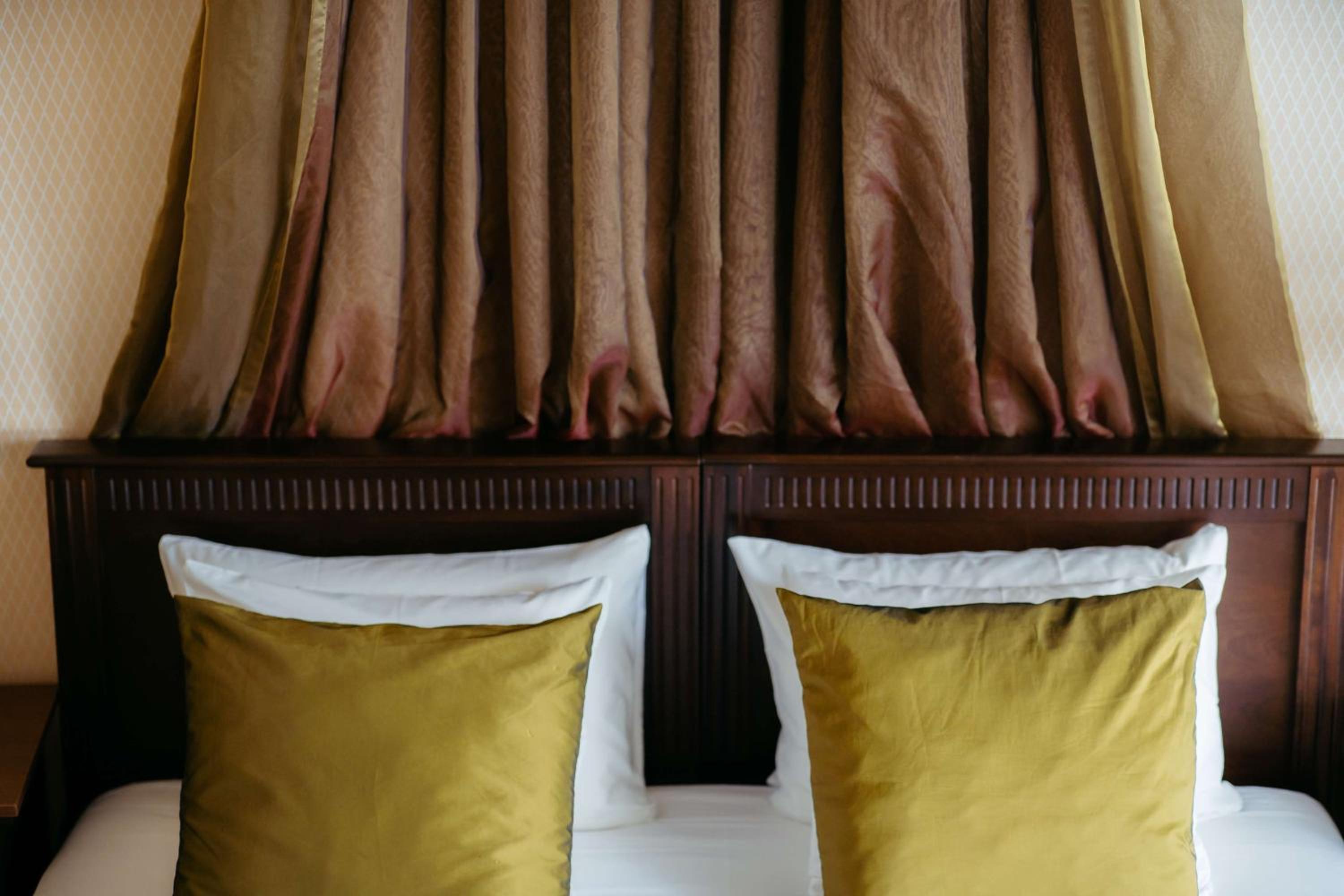 Luxury Split Level Double