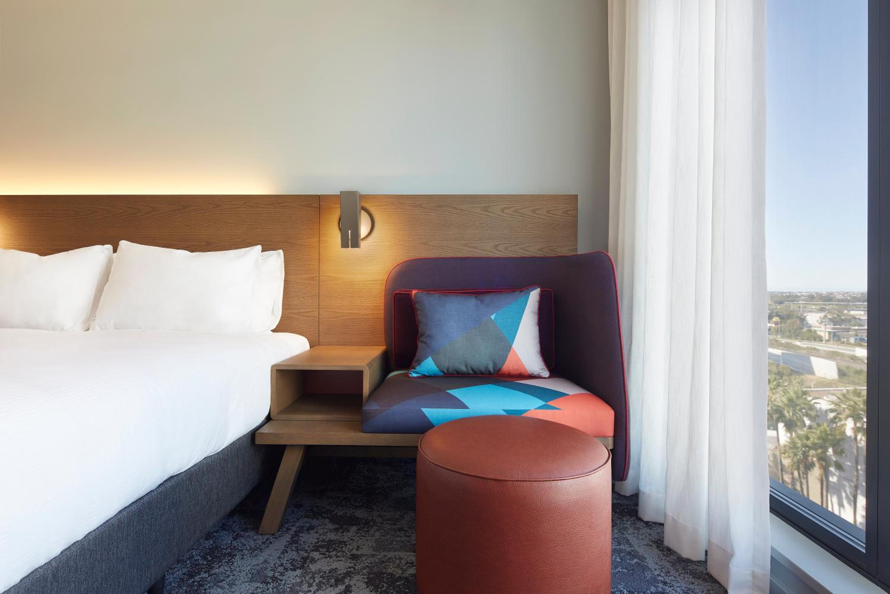Standard Queen Room with Two Queen Beds - Free Breakfast