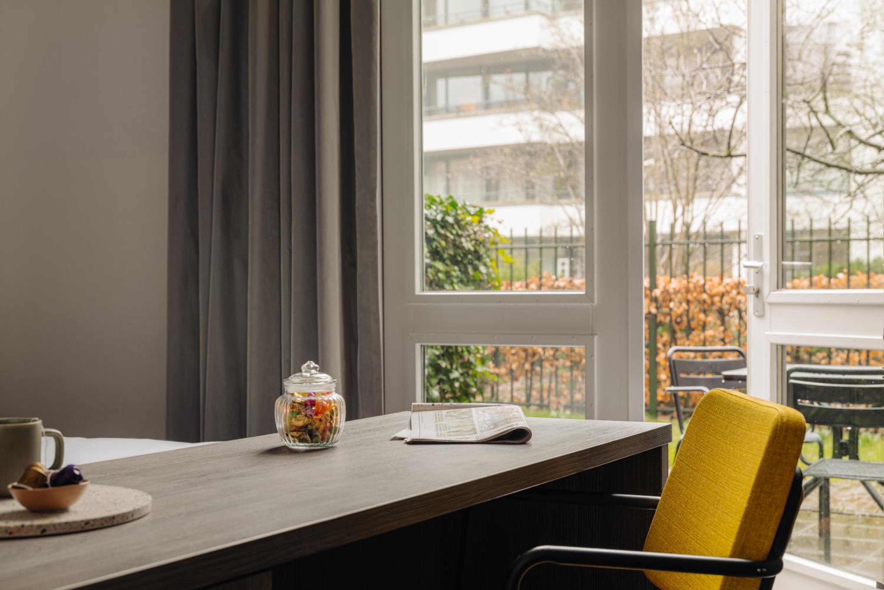 Deluxe Room 1 King Bed