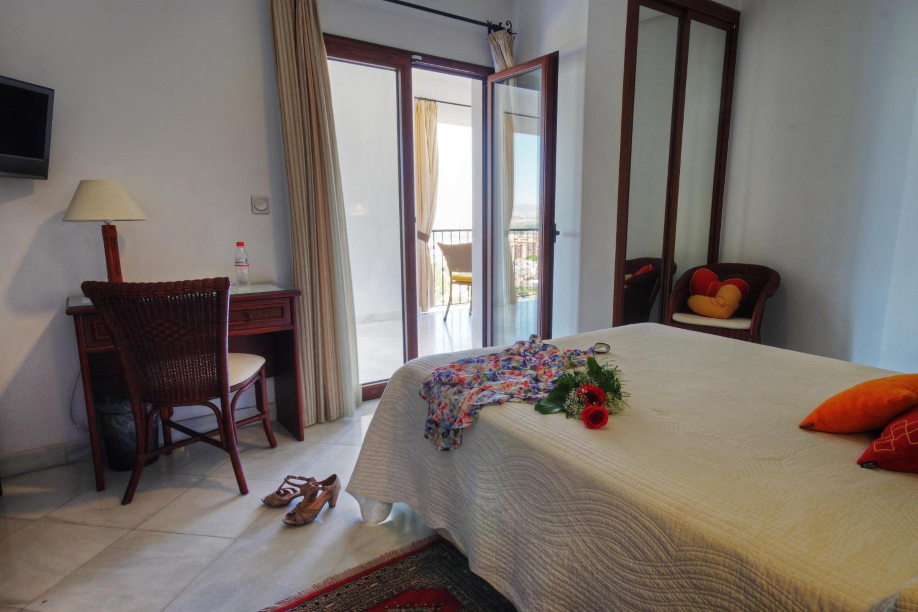 Superior Double or Twin Room with Terrace