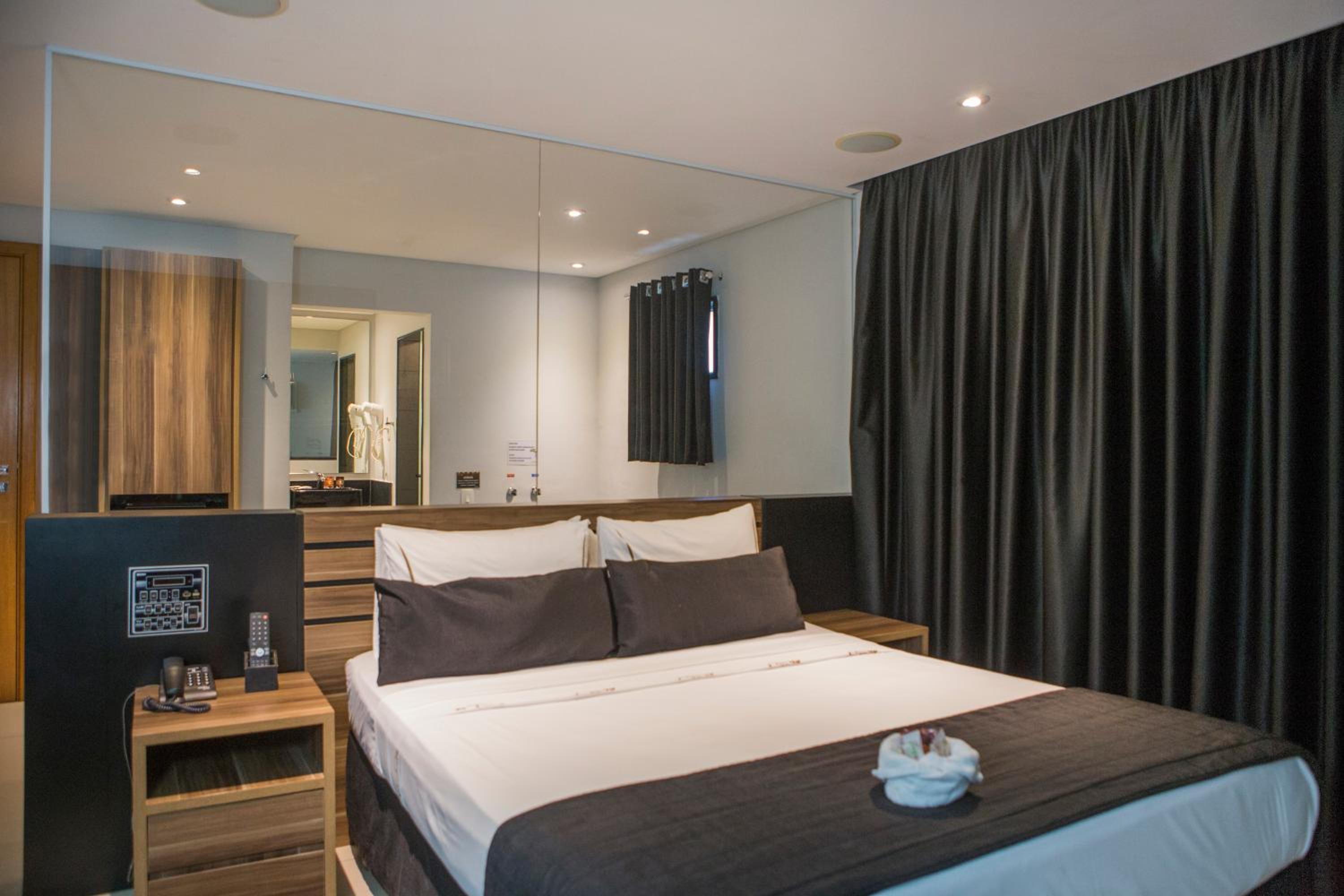 Deluxe Double Room with Hot Tub