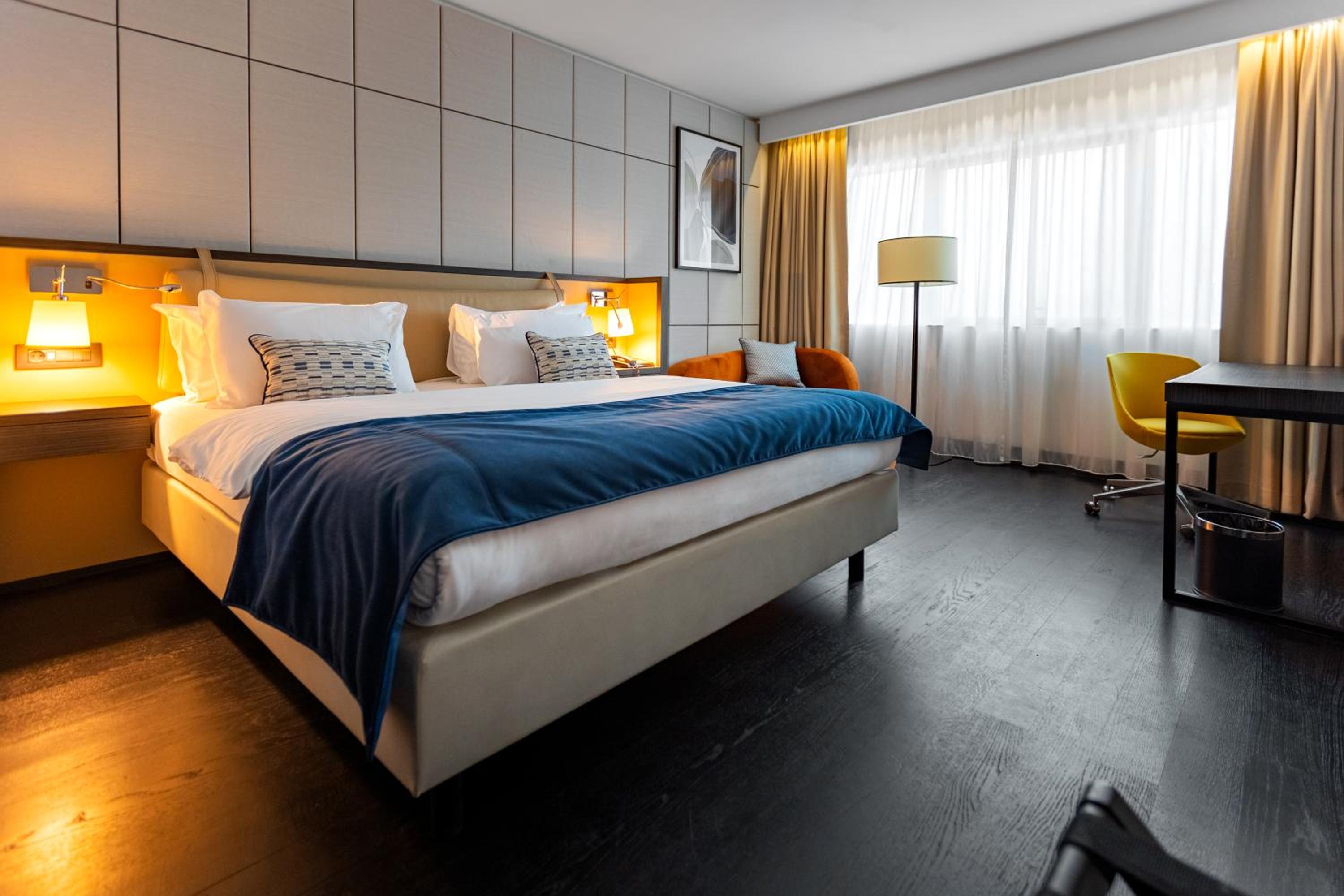 Standard King Room