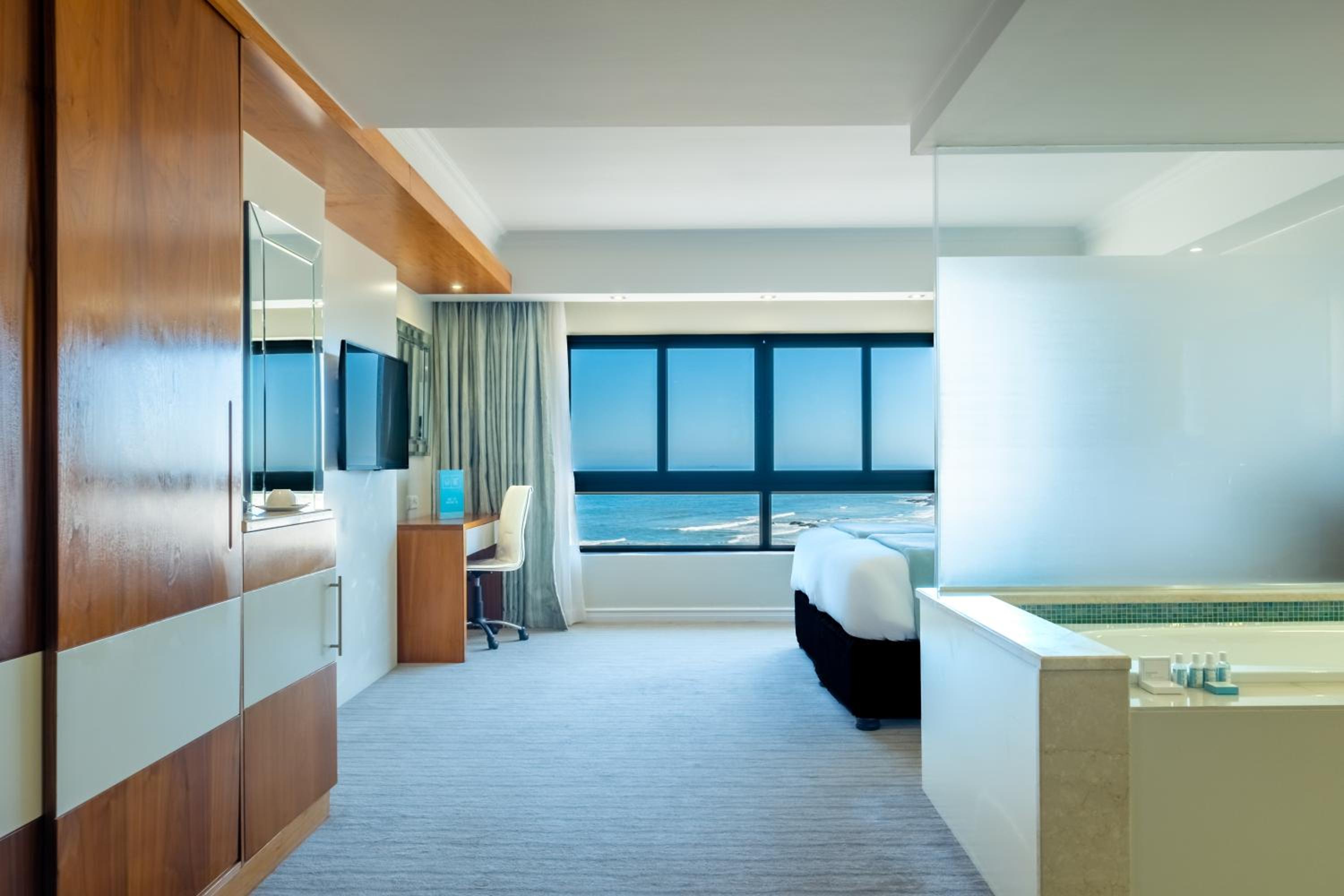 Sea-Facing Robben Island Twin Room 