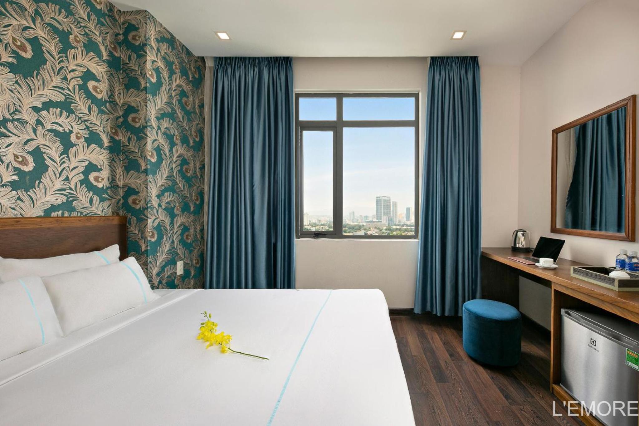 Triple Room With City View