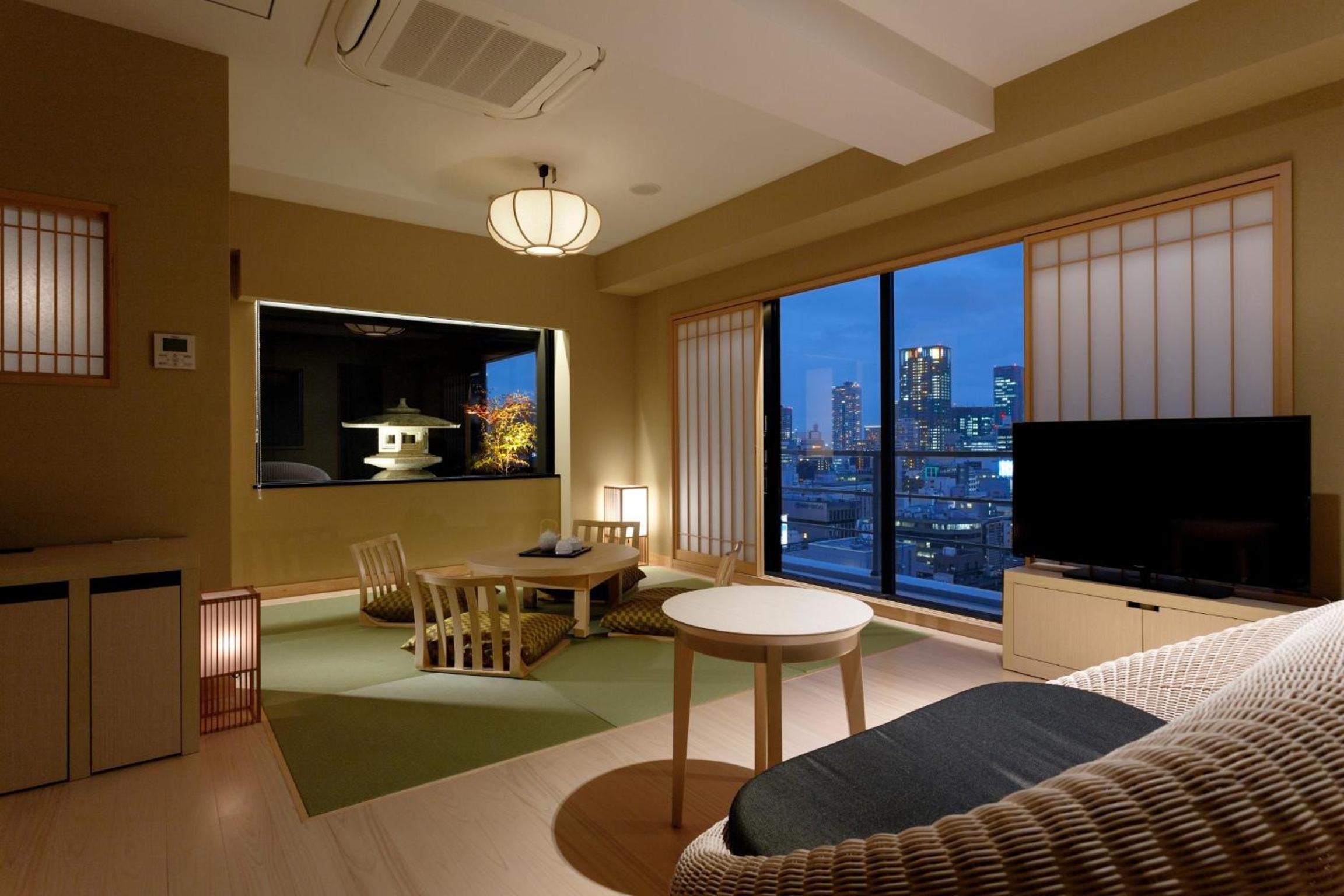 Premium Quadruple Room with Tatami Area - Non-Smoking