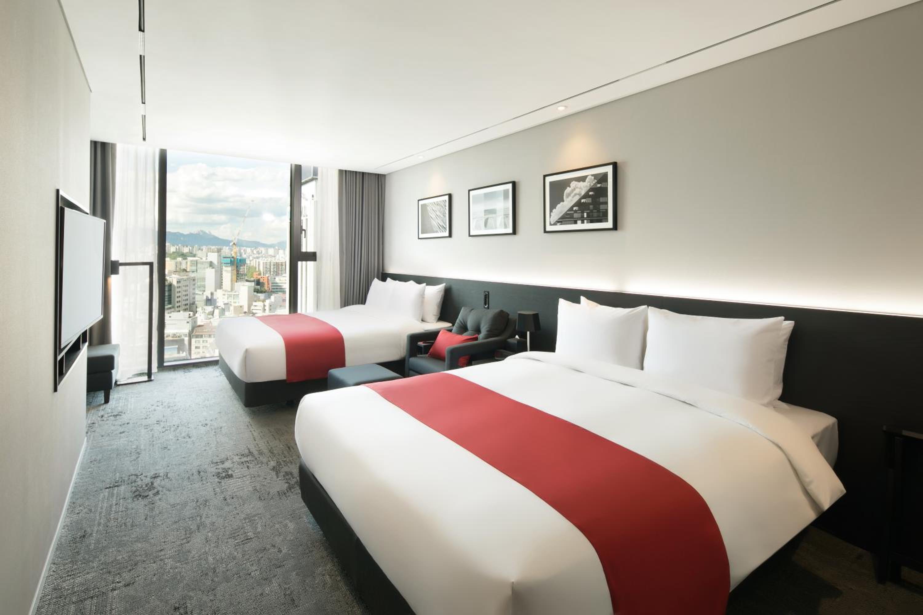 Quadruple Suite Room 