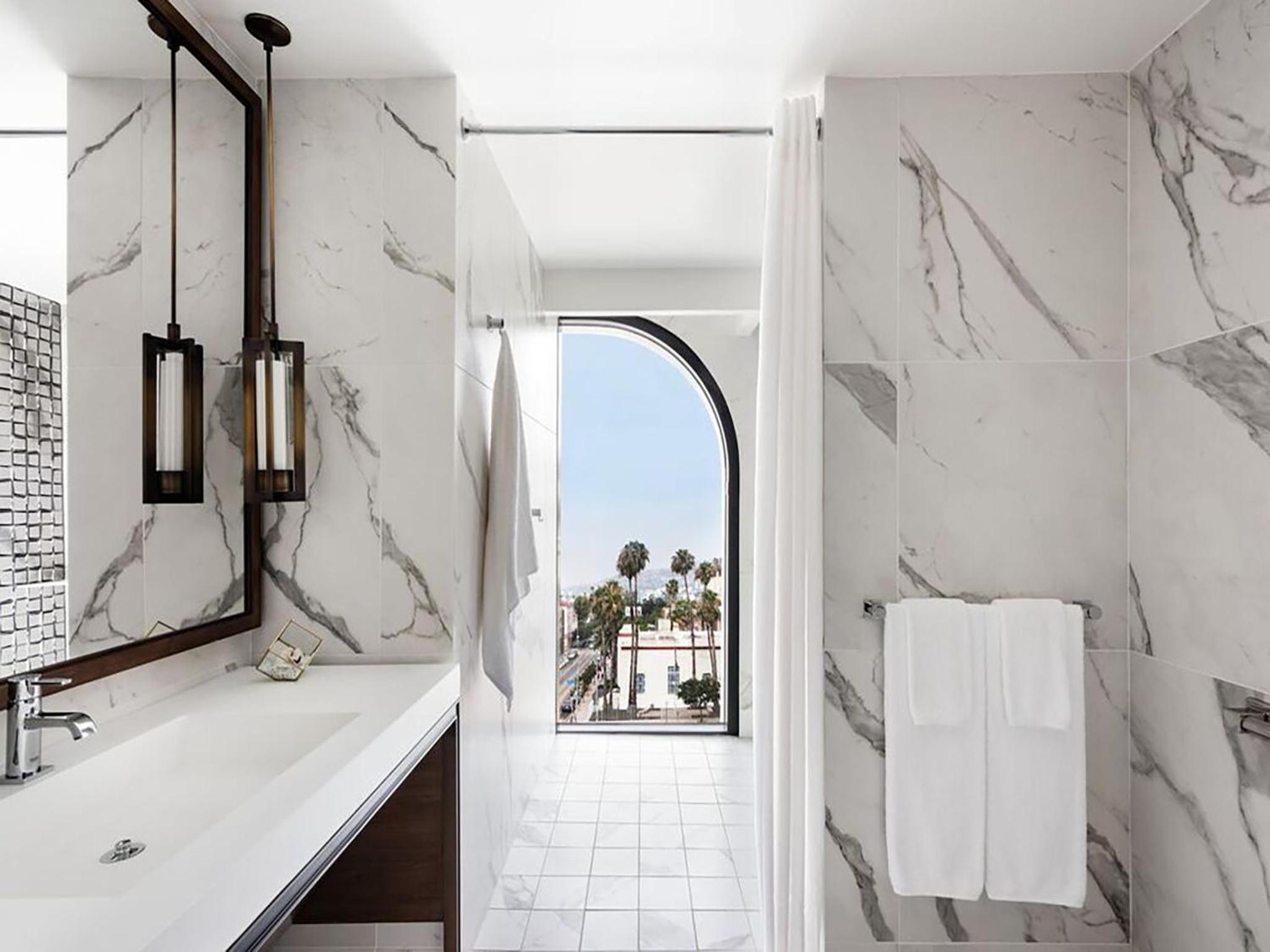 King Studio Suite Platinum