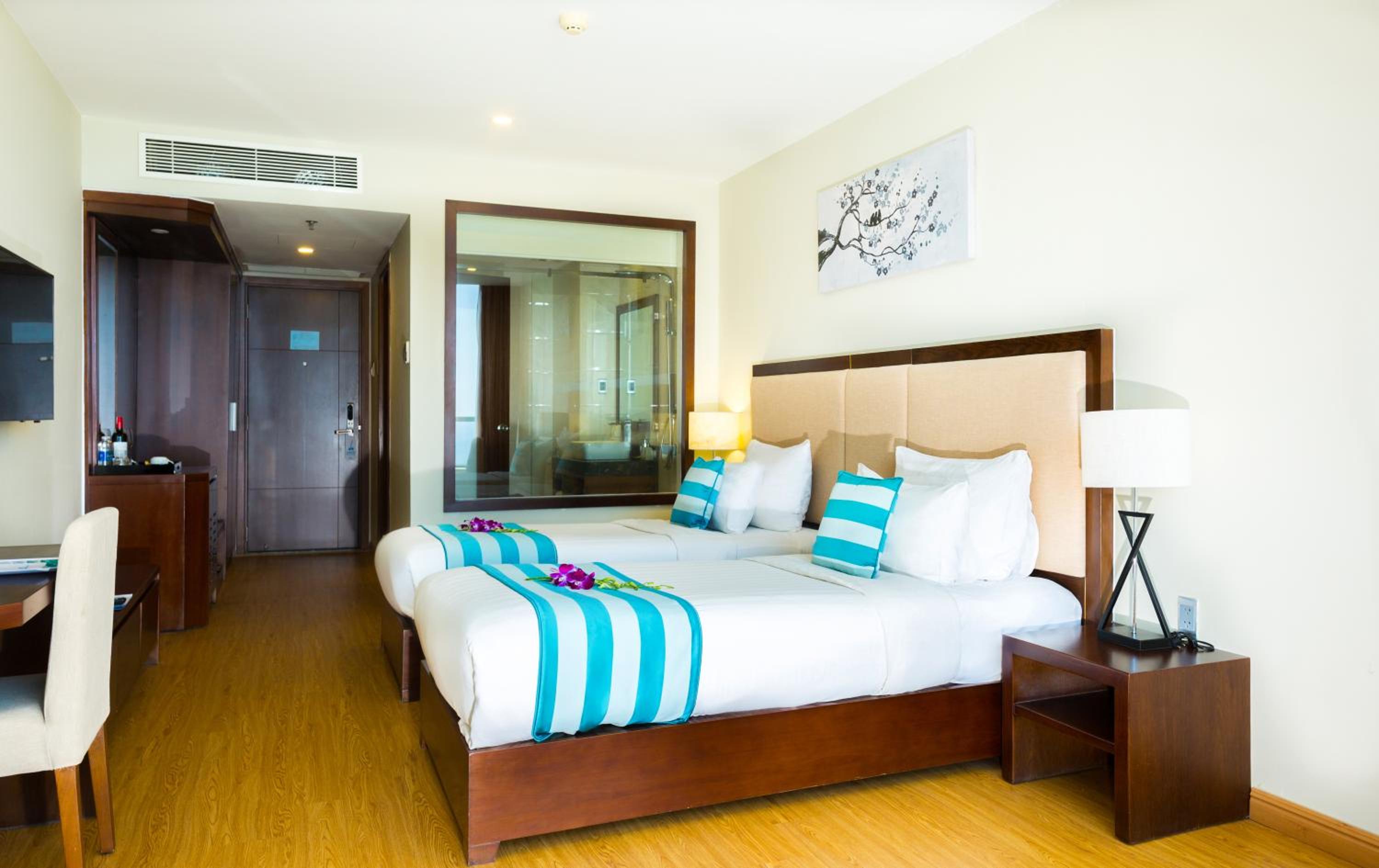 Superior Twin Room with Sea View
