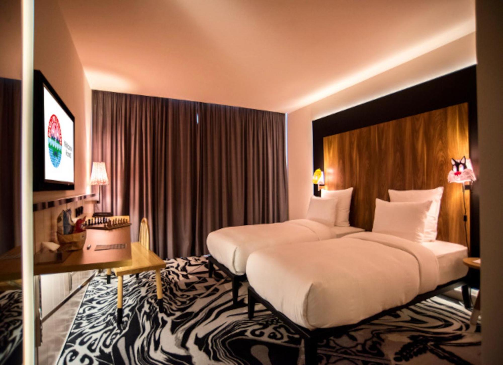Large Mama Twin Room