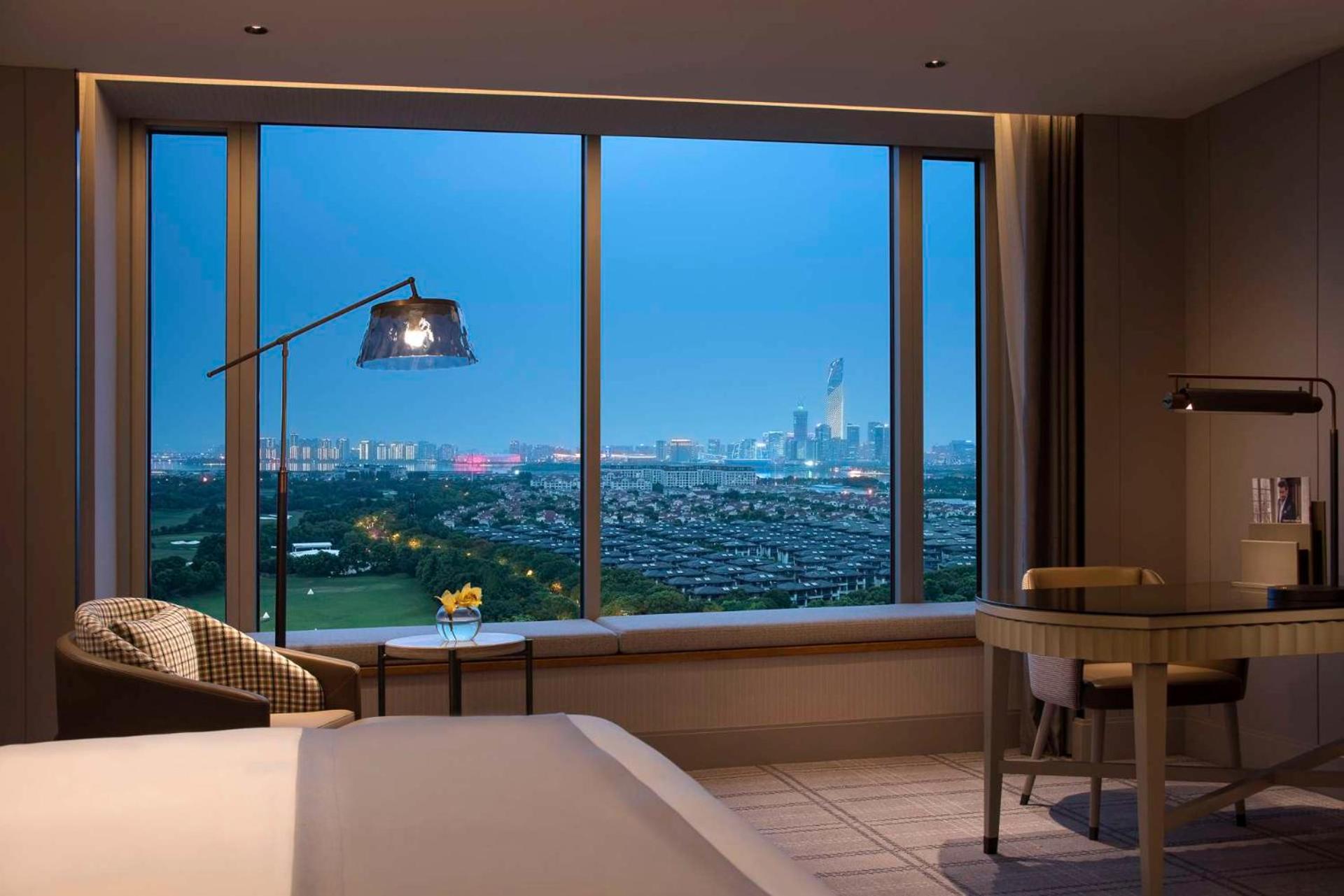 Premier Deluxe Golf King