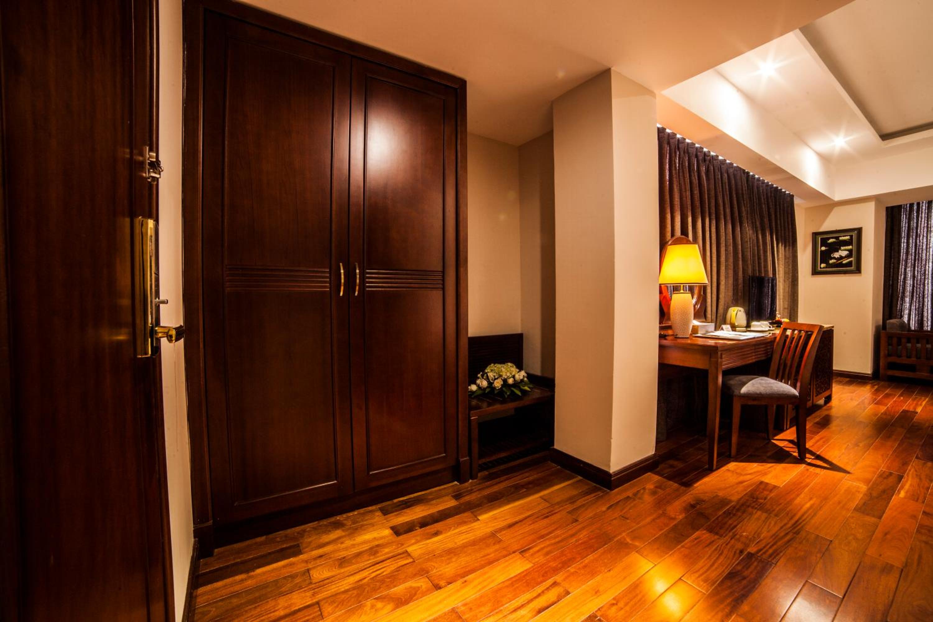 Deluxe Double with City View