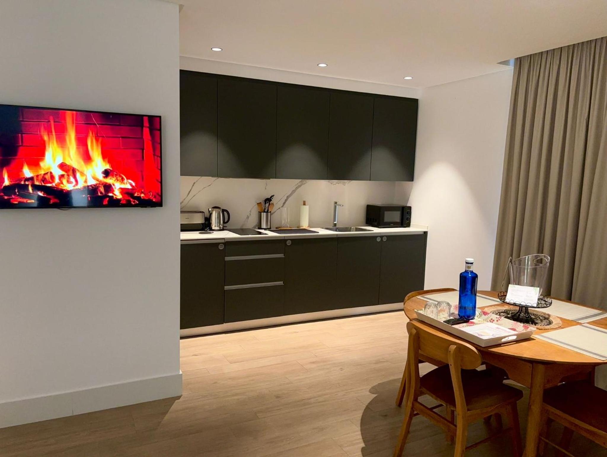 Apartment with Balcony Premium