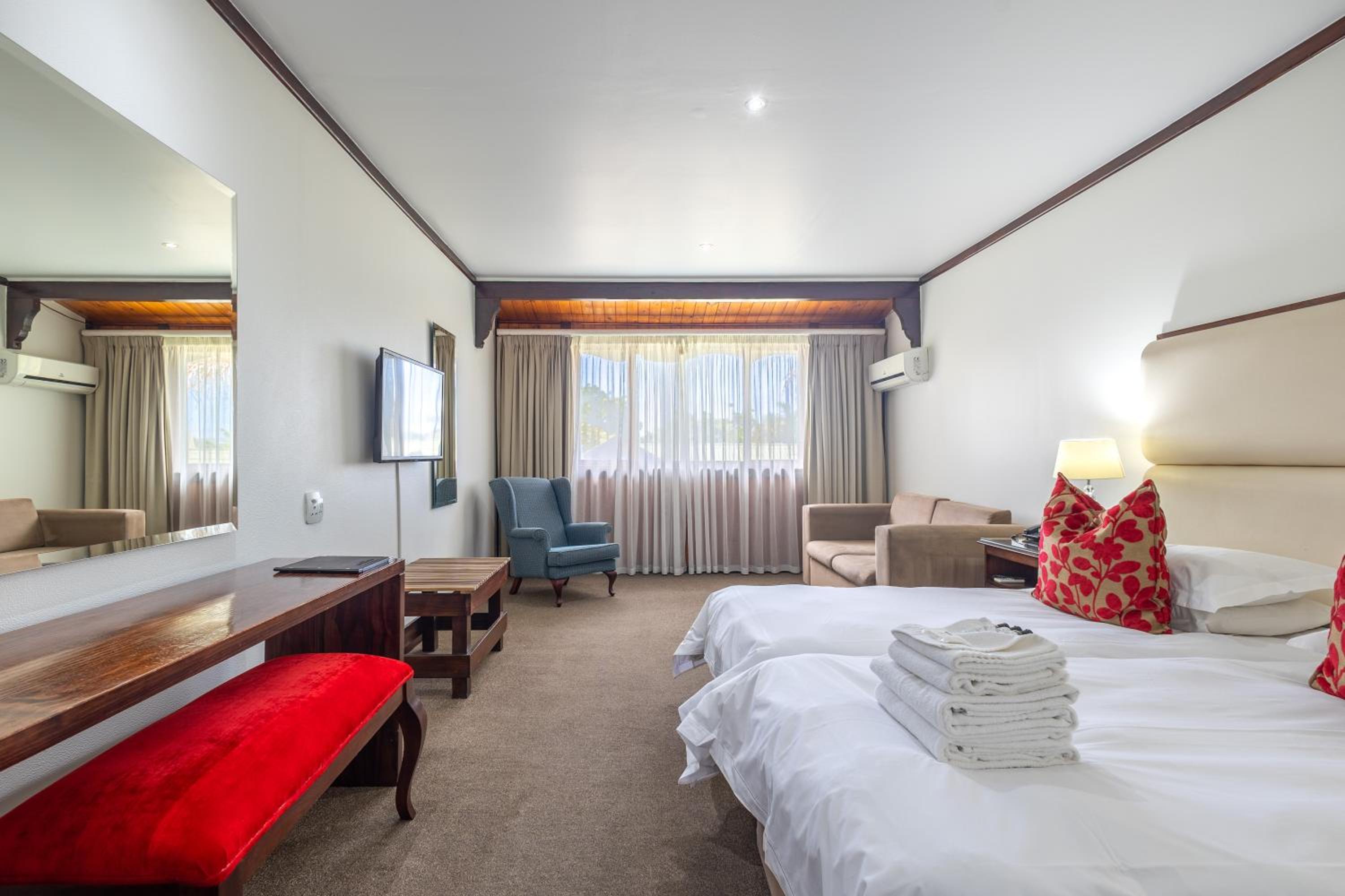 Luxury Room in Log-Inn Wing