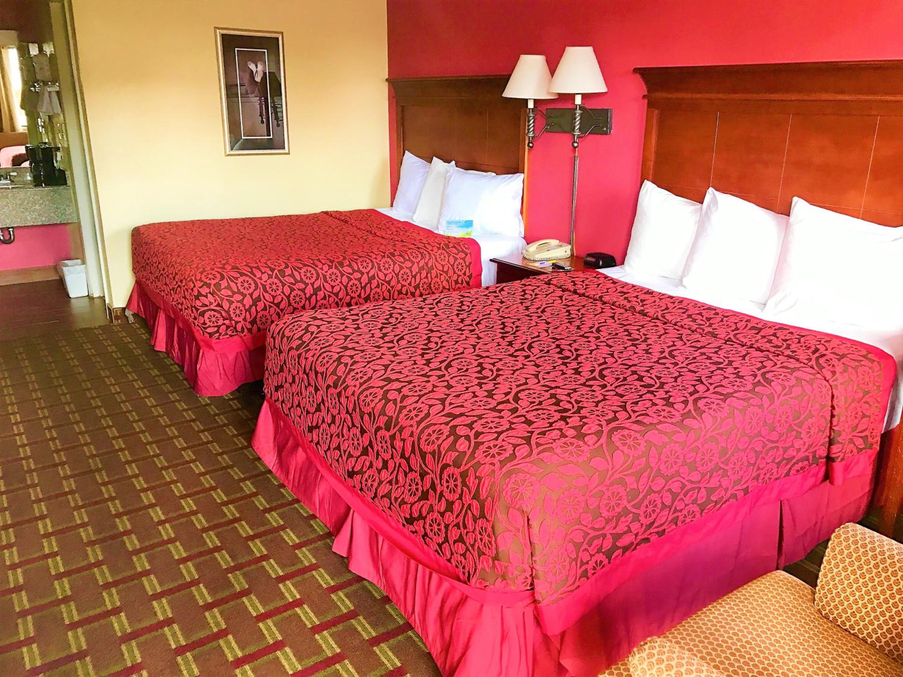 Queen Room with Two Queen Beds - Non-Smoking